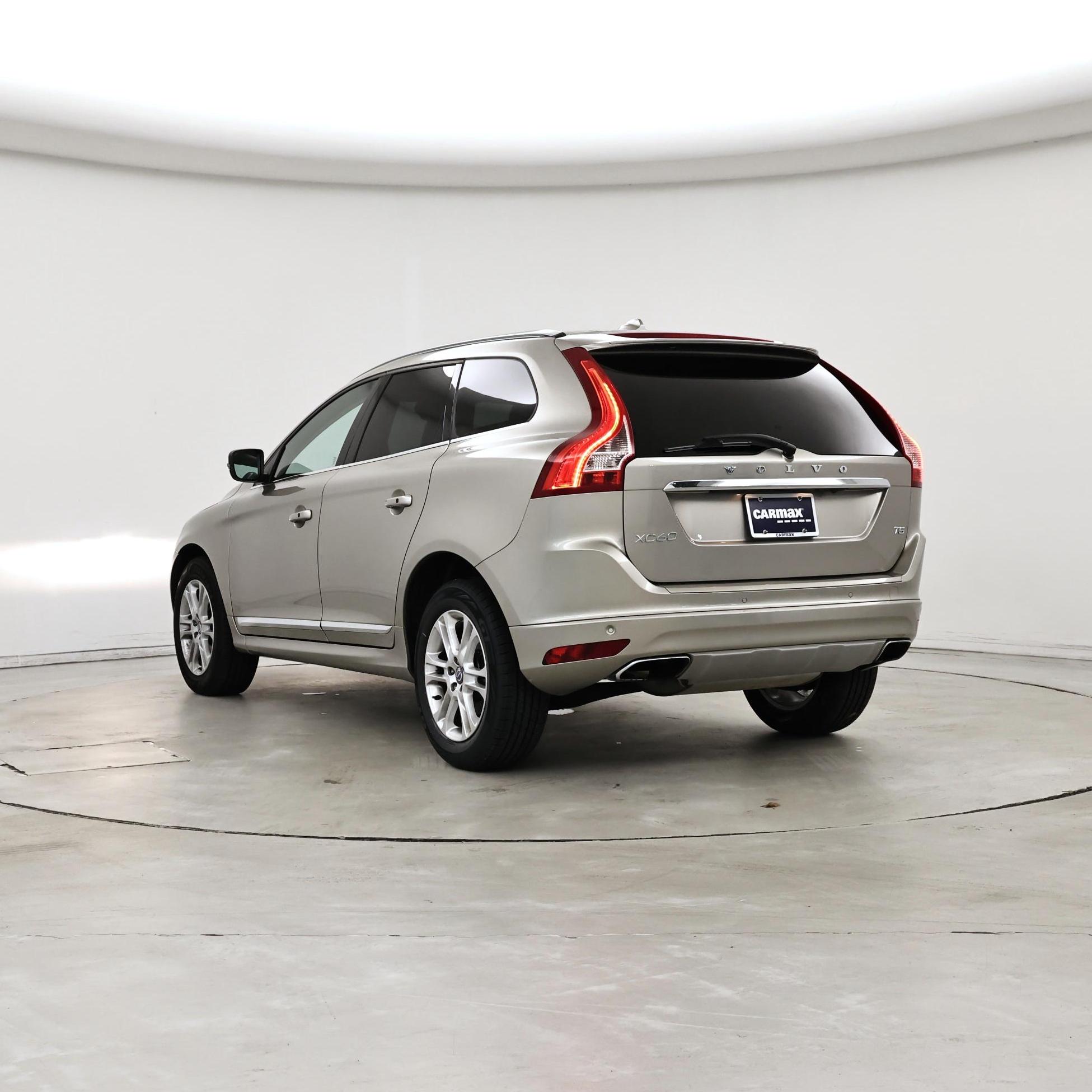 Thumbnail: 2016 Volvo XC60 - 2
