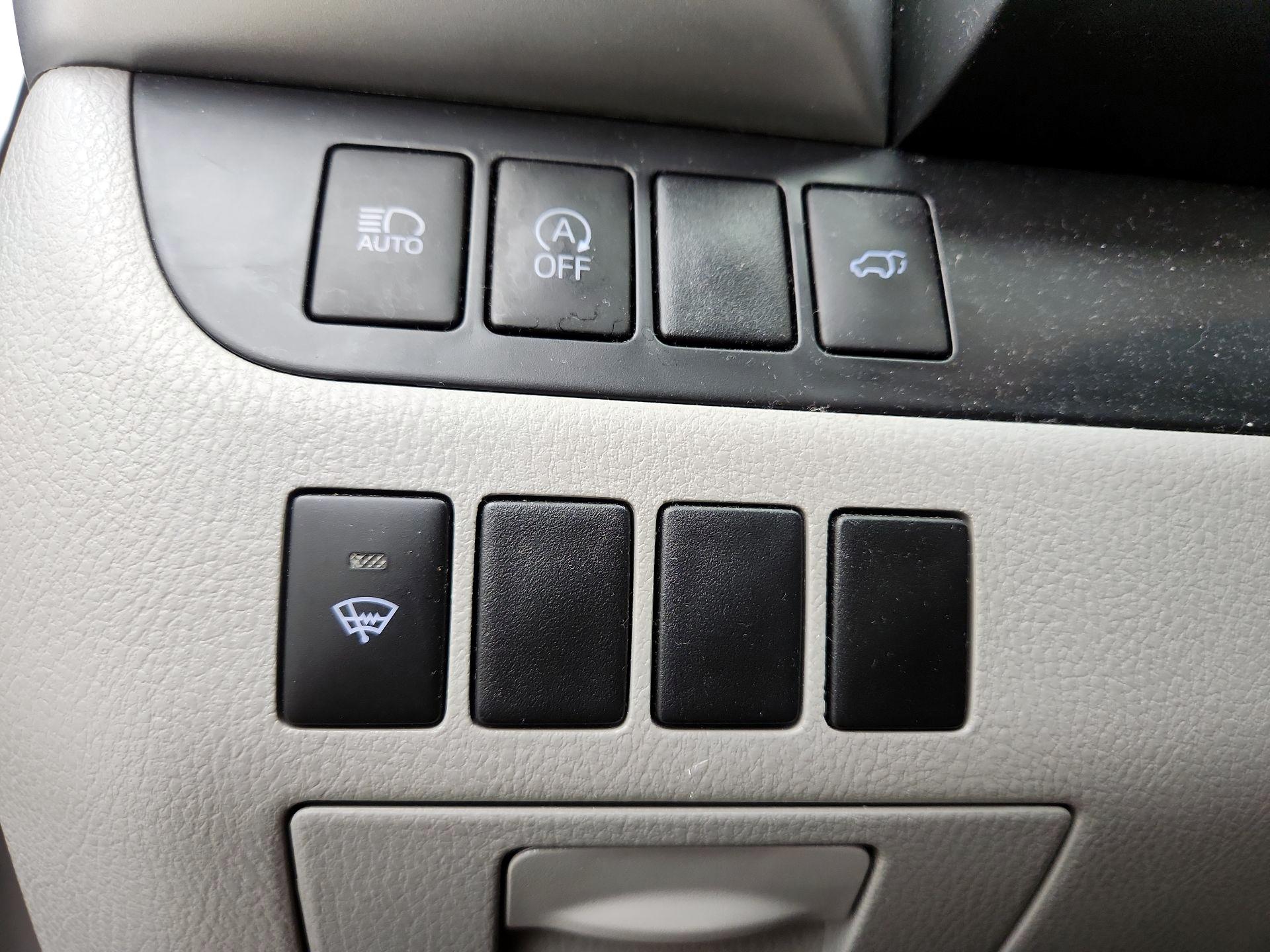 Thumbnail: 2017 Toyota Highlander - 13