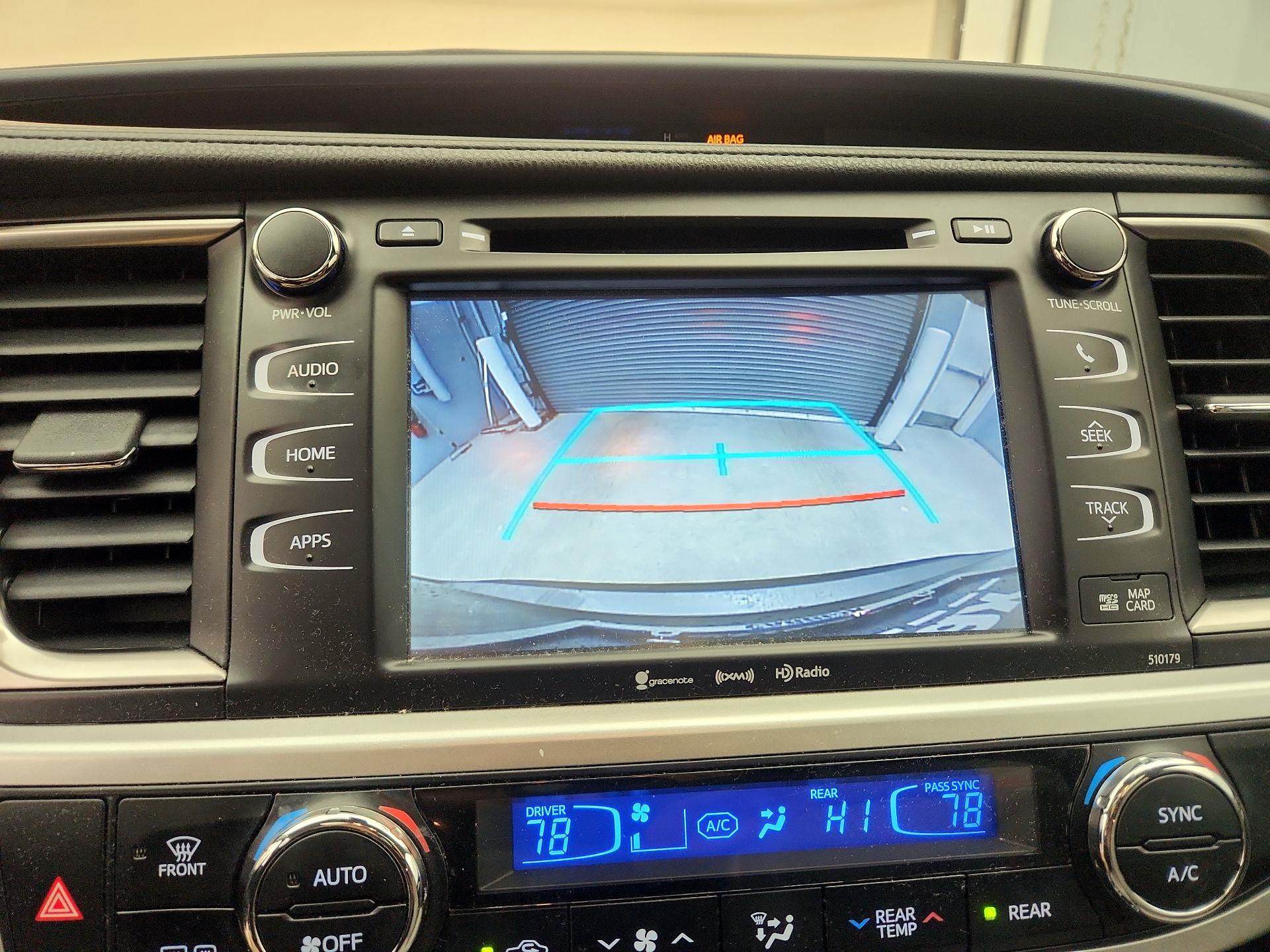 Thumbnail: 2017 Toyota Highlander - 15