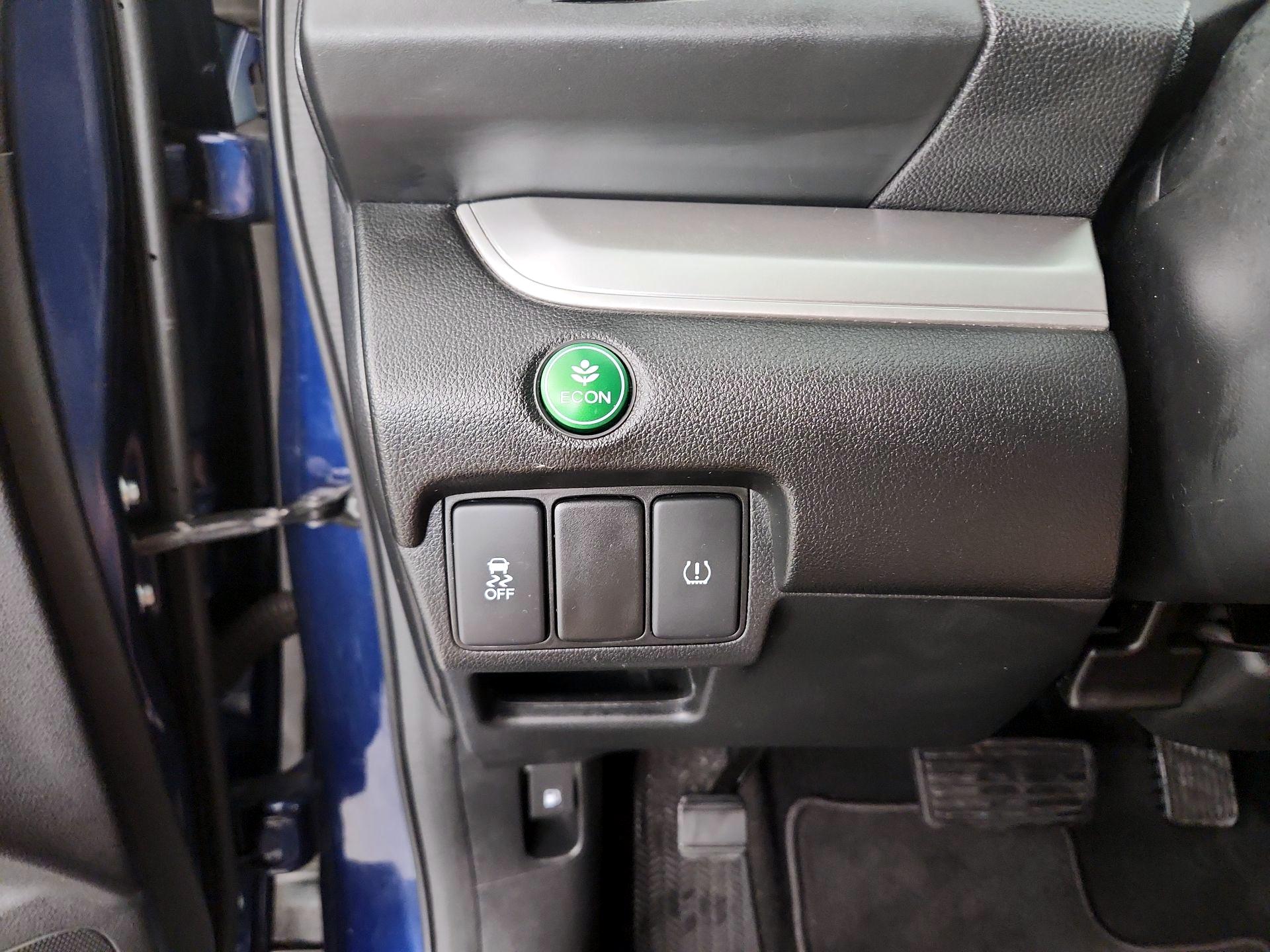 Thumbnail: 2016 Honda CR-V - 13