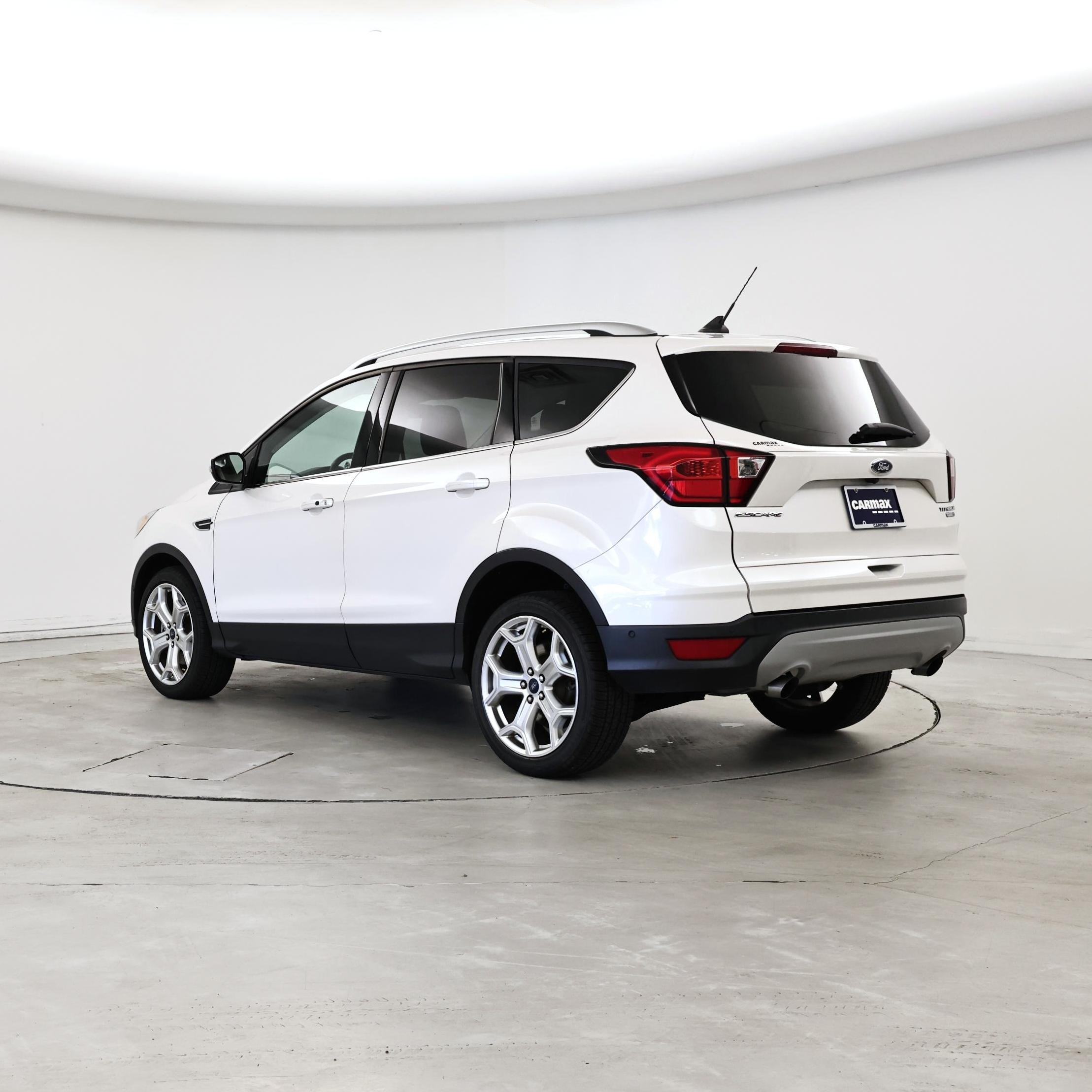 Thumbnail: 2019 Ford Escape - 2