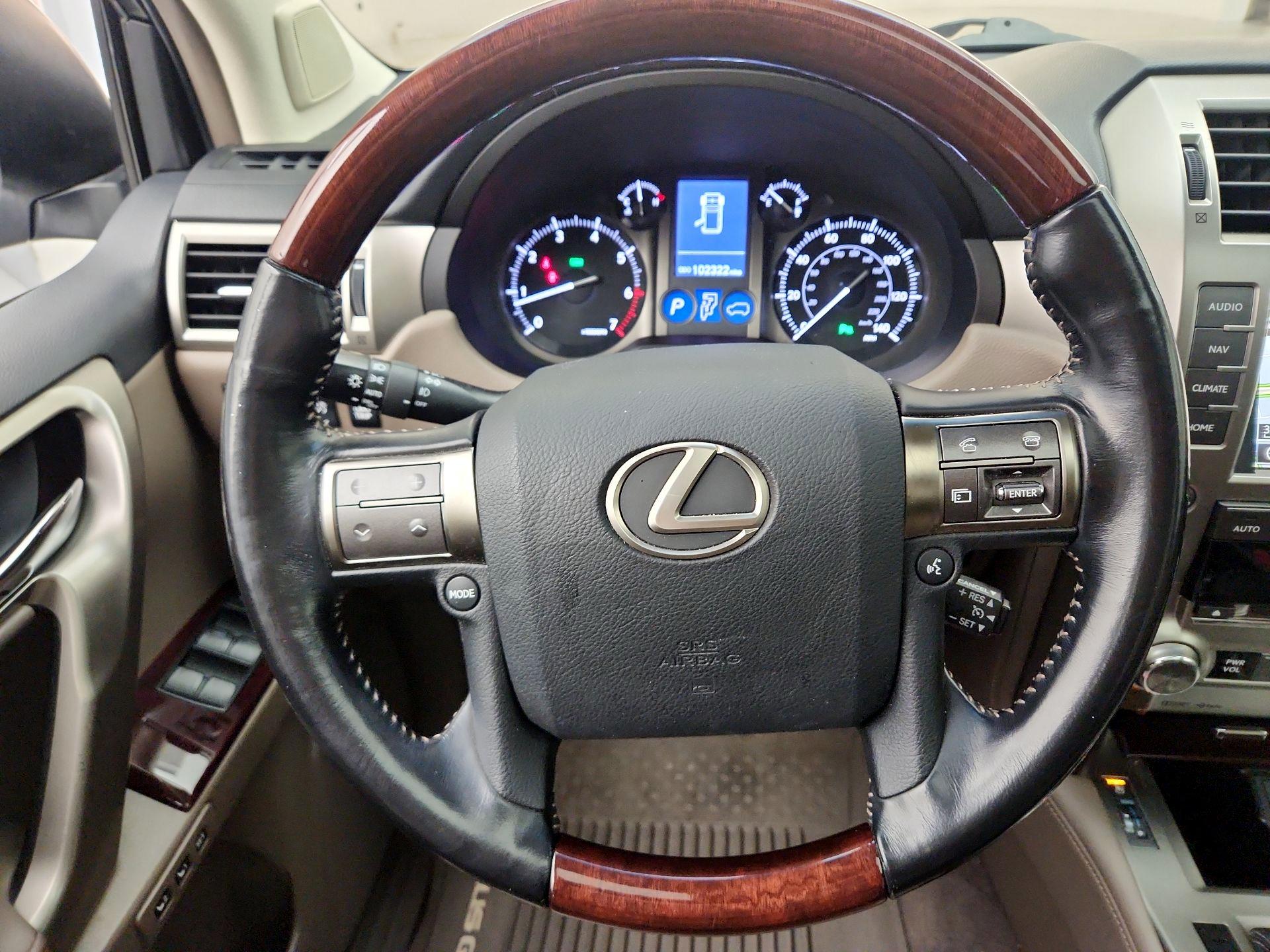 Thumbnail: 2017 Lexus GX - 10