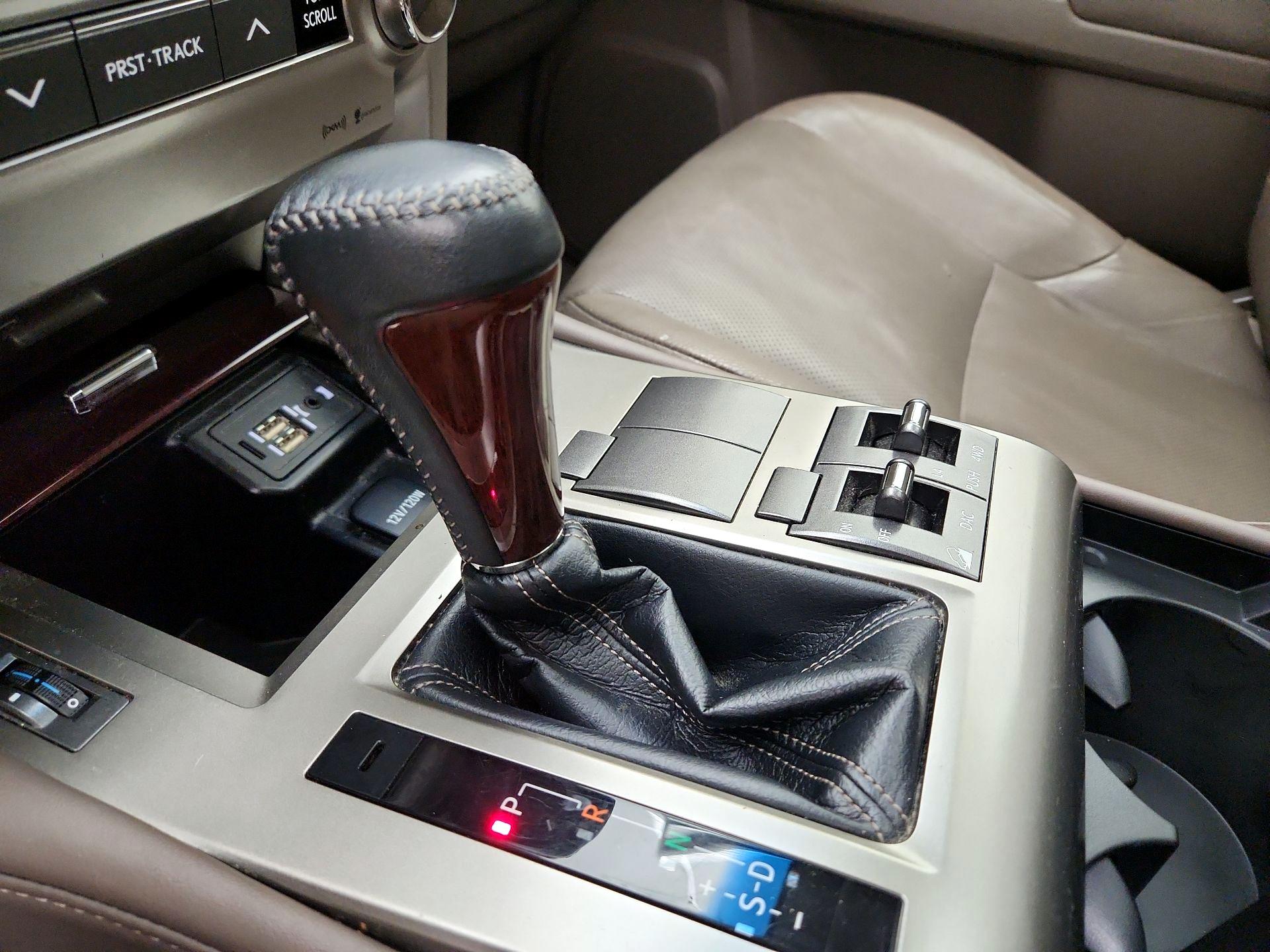 Thumbnail: 2017 Lexus GX - 18