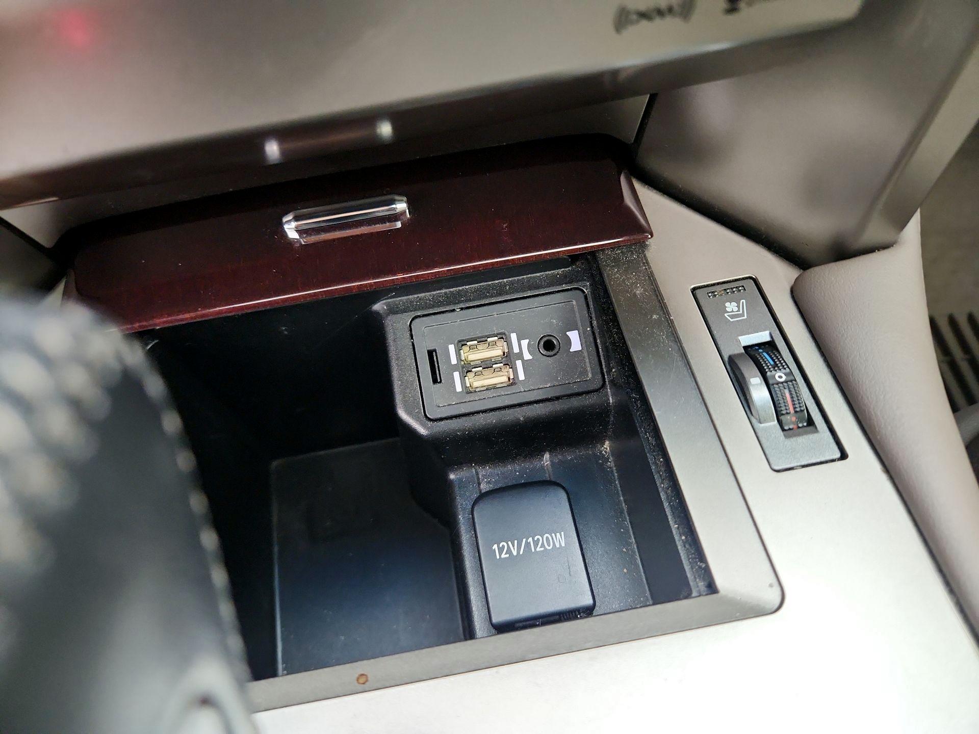 Thumbnail: 2017 Lexus GX - 19