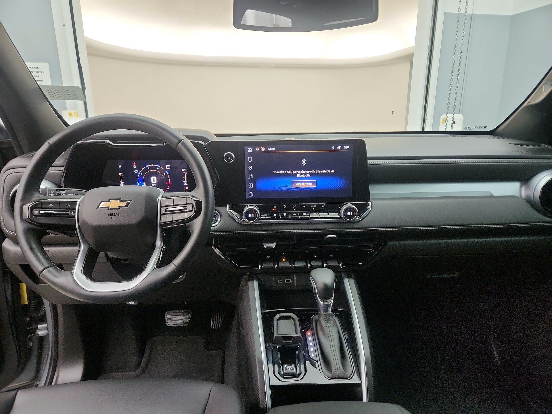 Thumbnail: 2023 Chevrolet Colorado - 9