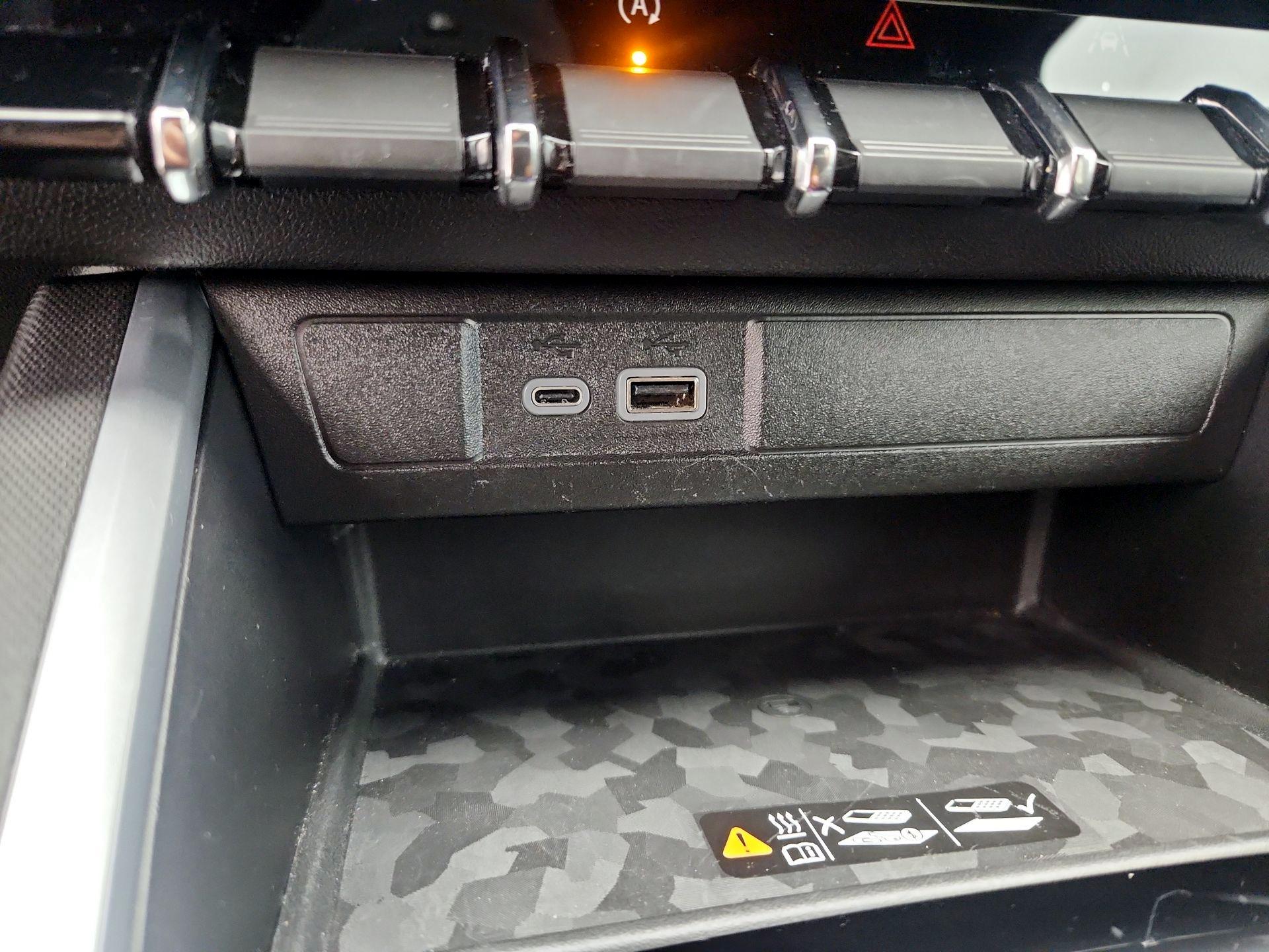 Thumbnail: 2023 Chevrolet Colorado - 18