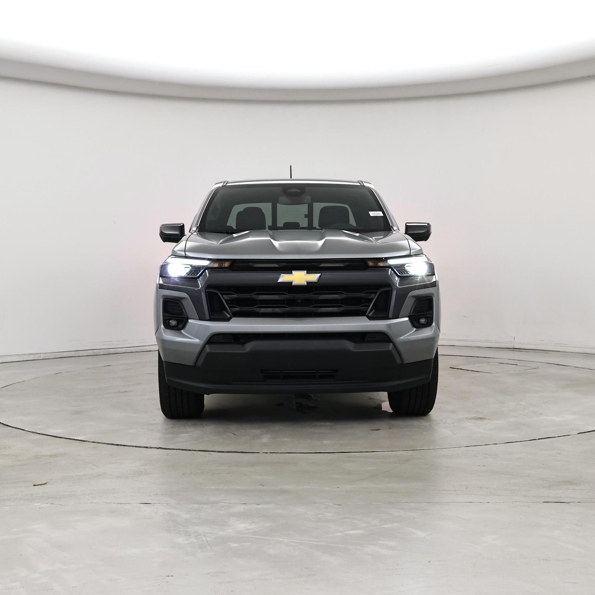 Thumbnail: 2023 Chevrolet Colorado - 5