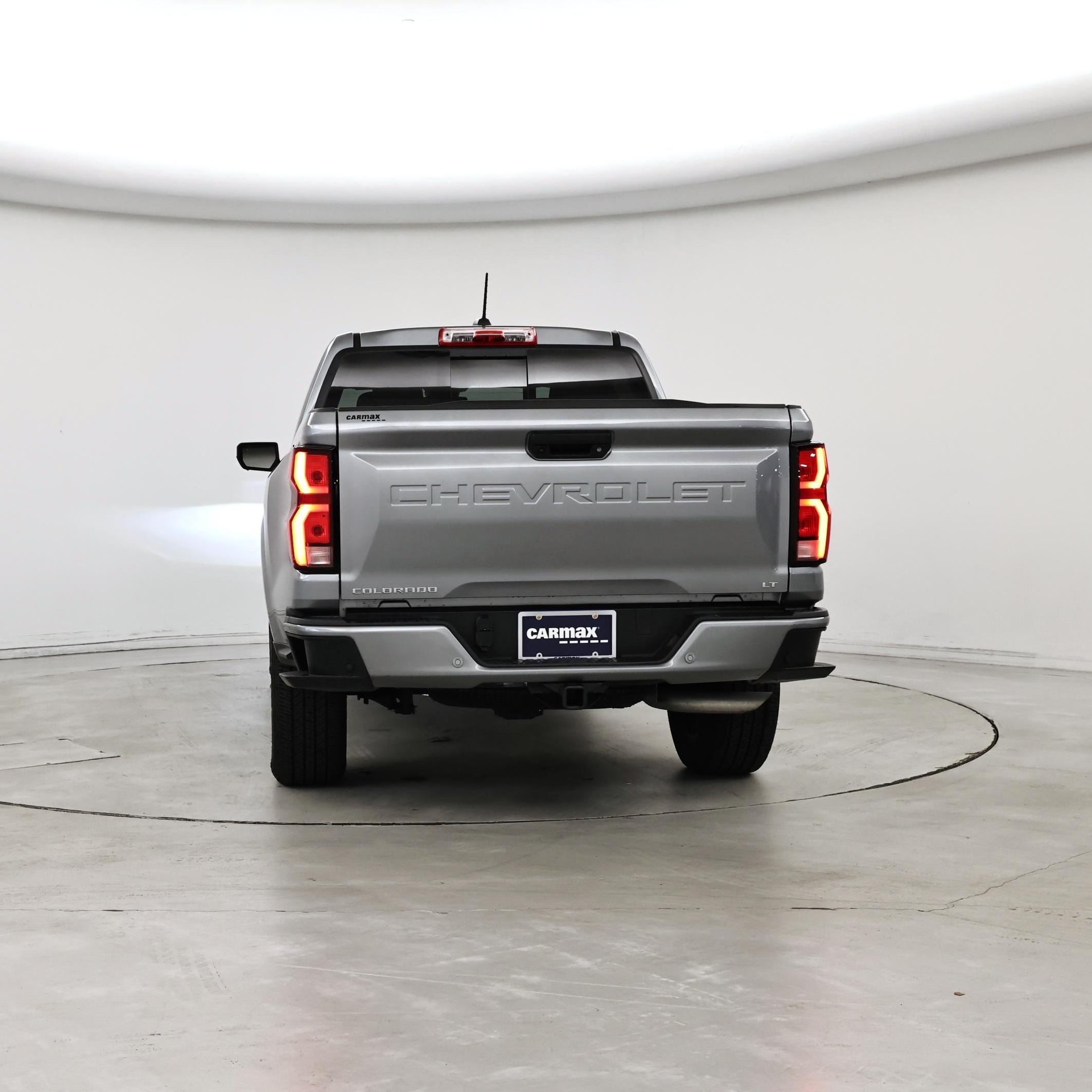 Thumbnail: 2023 Chevrolet Colorado - 6