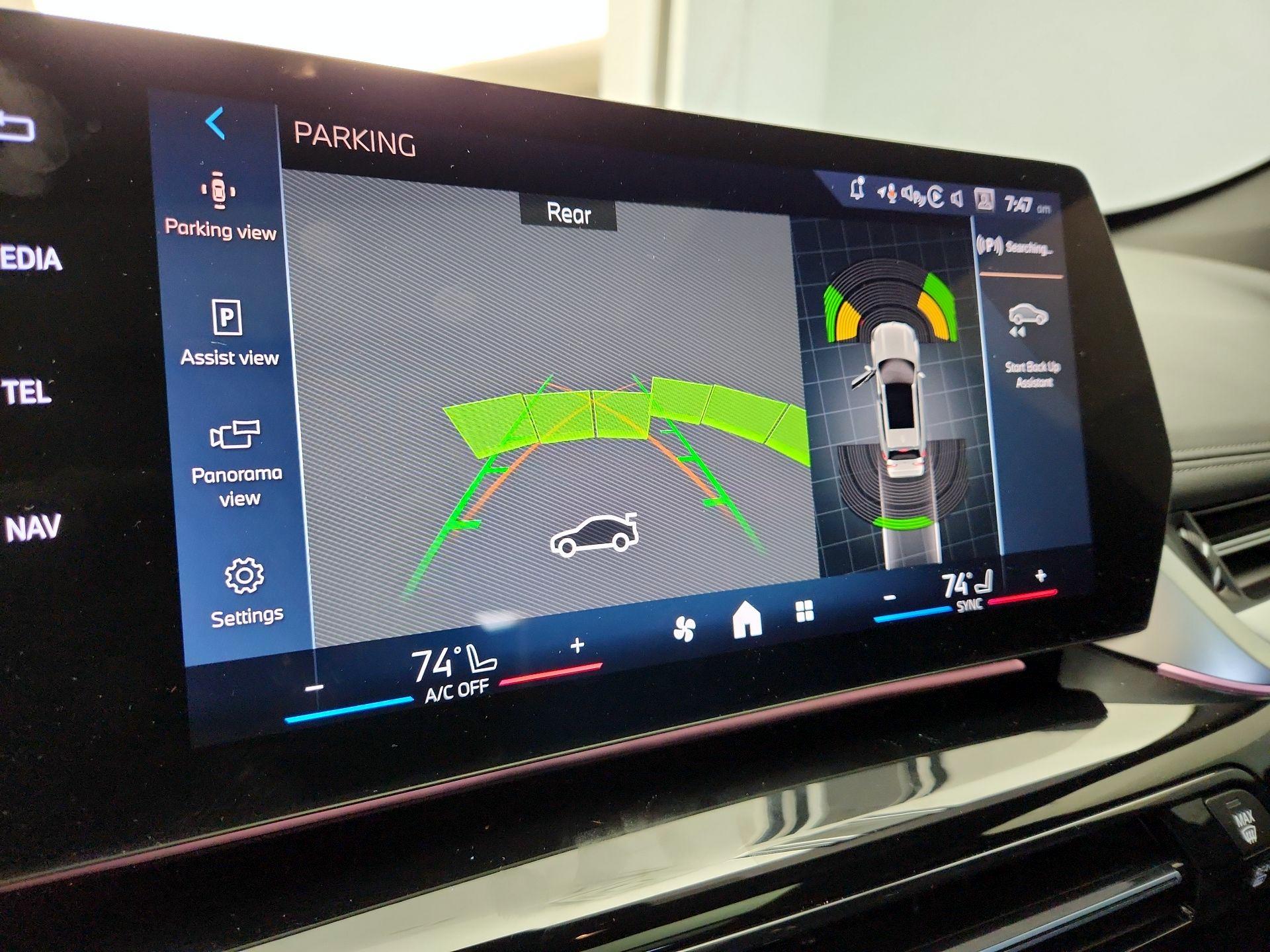 Thumbnail: 2025 BMW X1 - 14