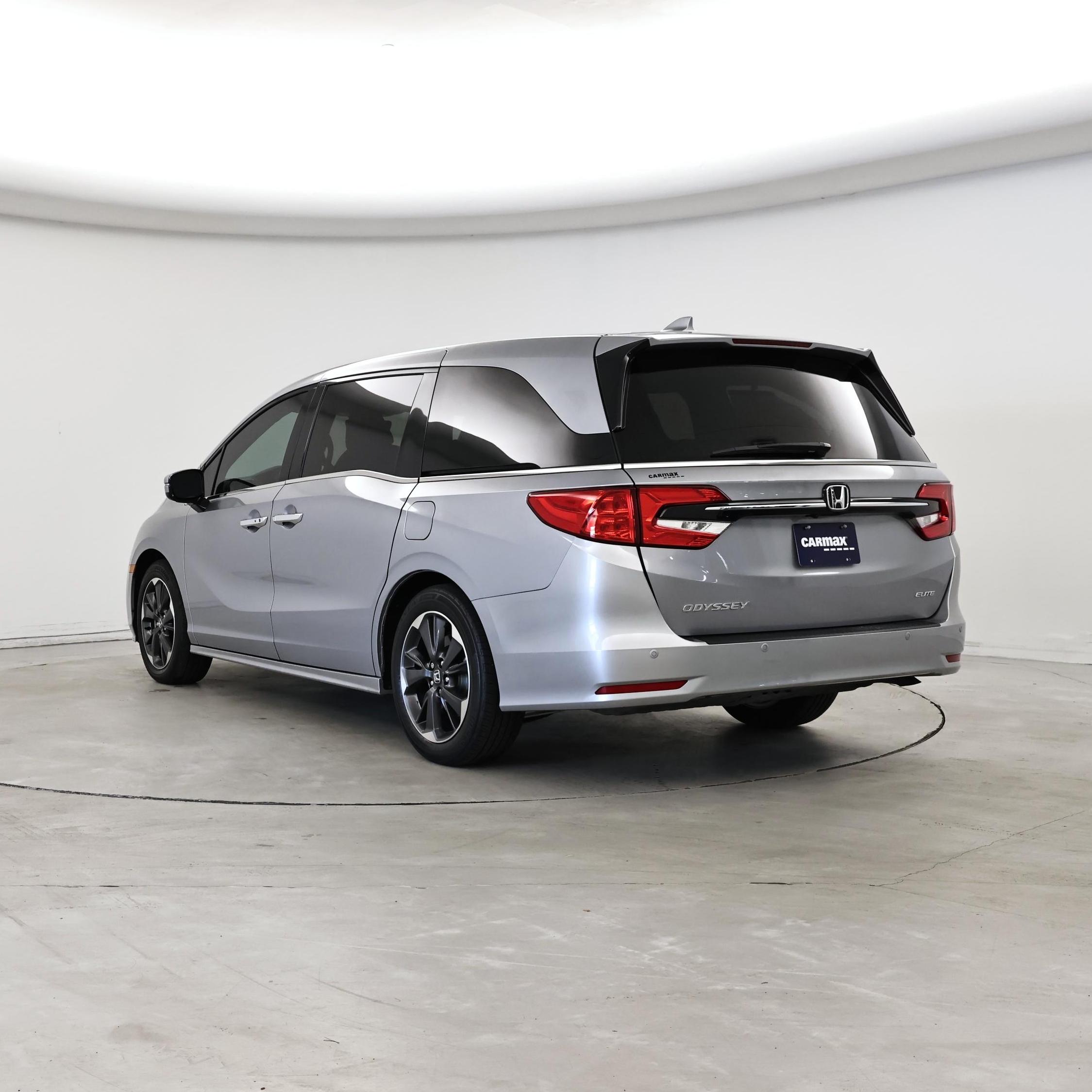 Thumbnail: 2023 Honda Odyssey - 2