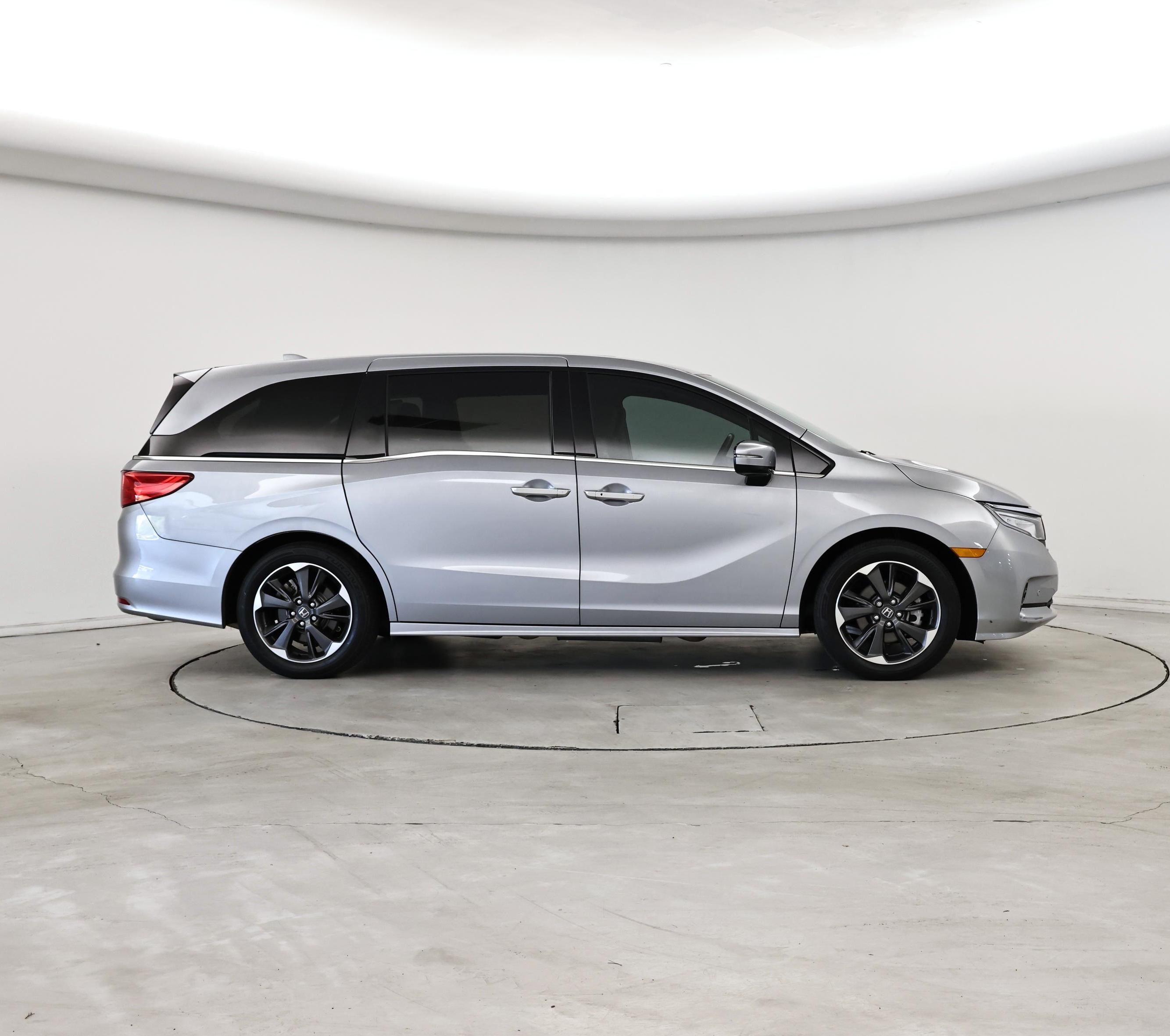 Thumbnail: 2023 Honda Odyssey - 7