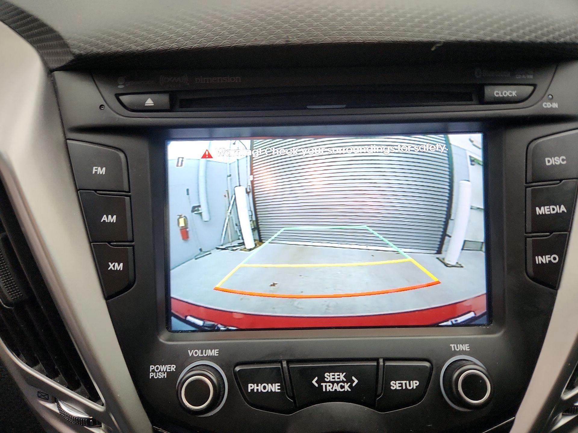 Thumbnail: 2016 Hyundai Veloster - 14