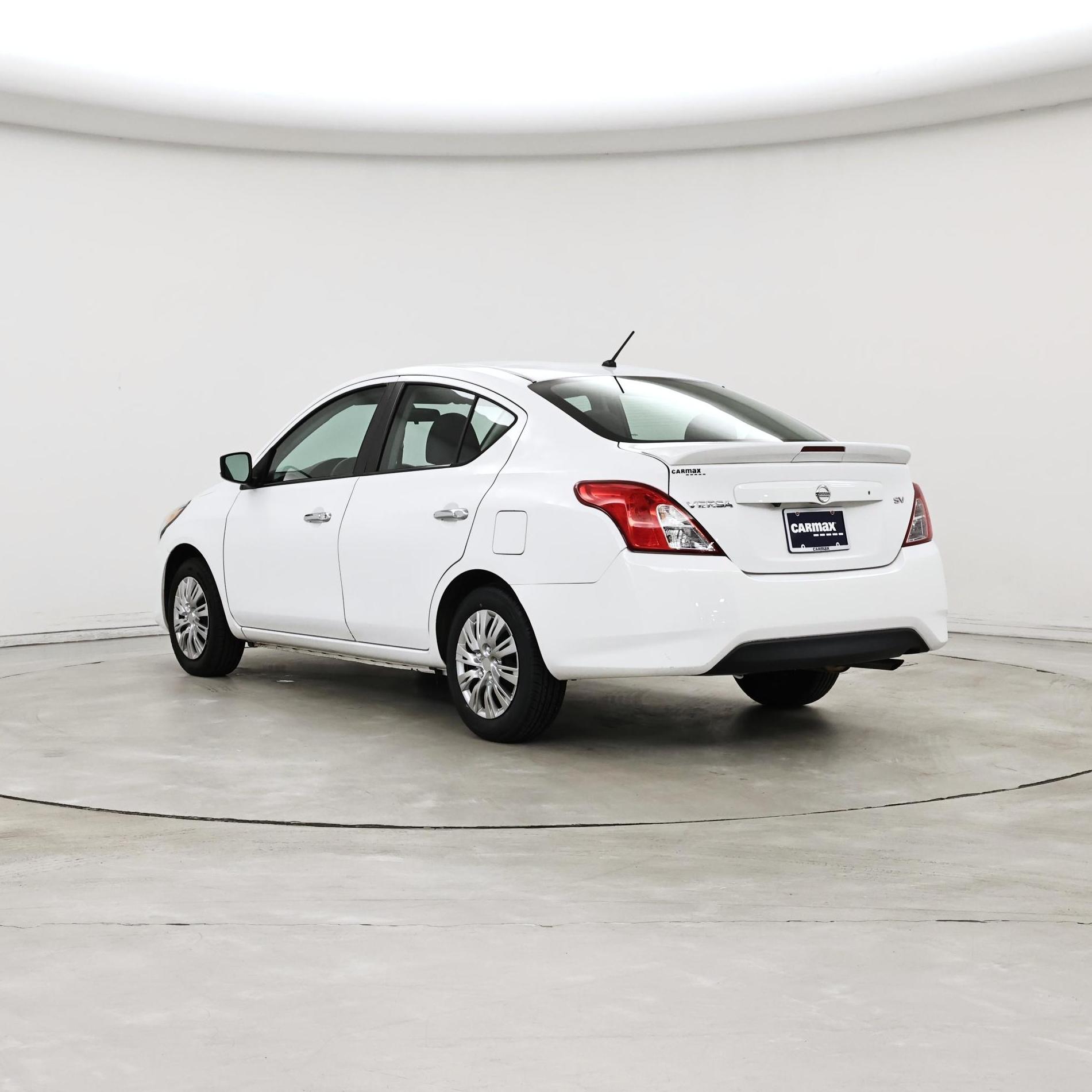 Thumbnail: 2019 Nissan Versa - 2