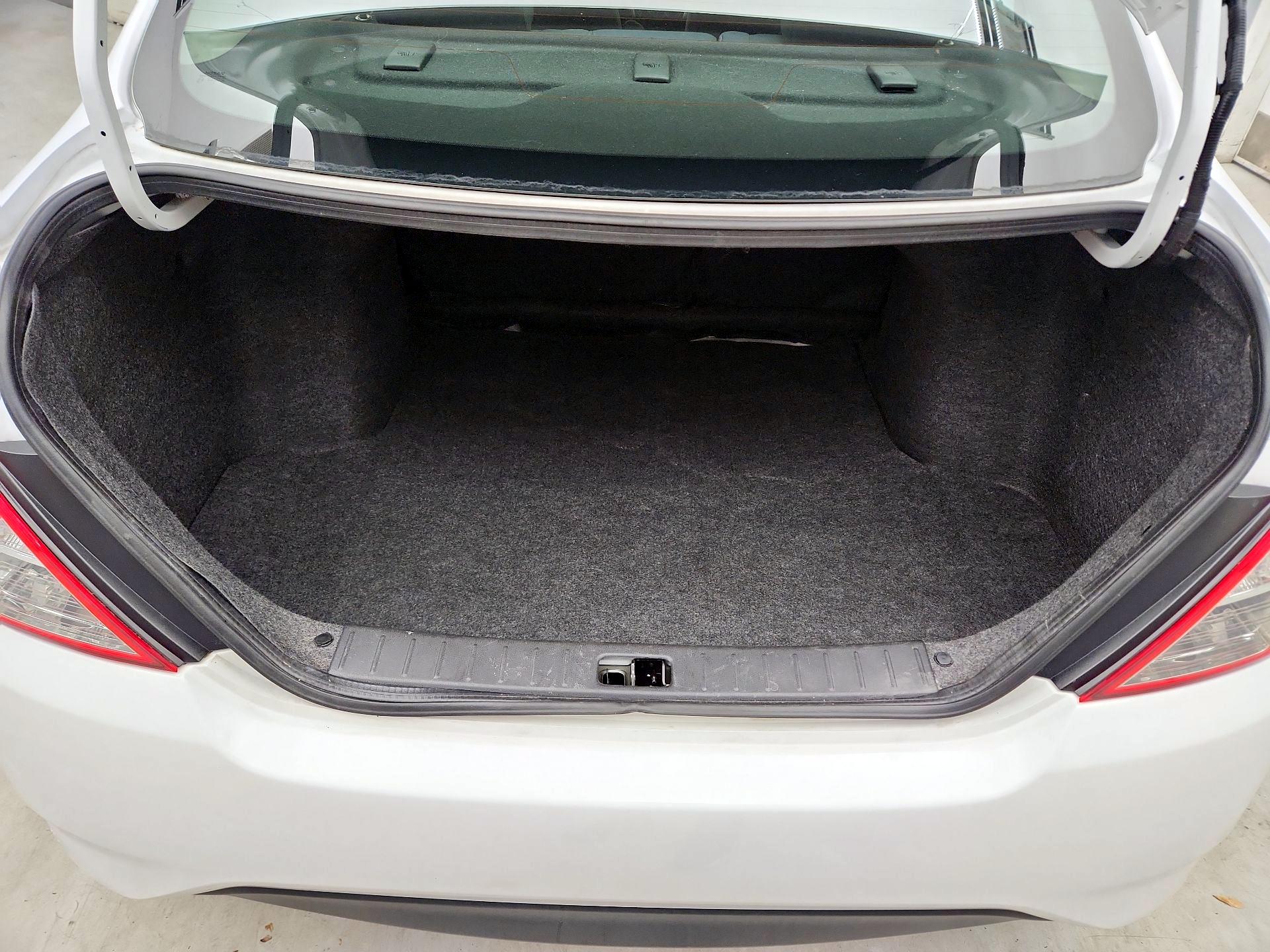 Thumbnail: 2019 Nissan Versa - 20