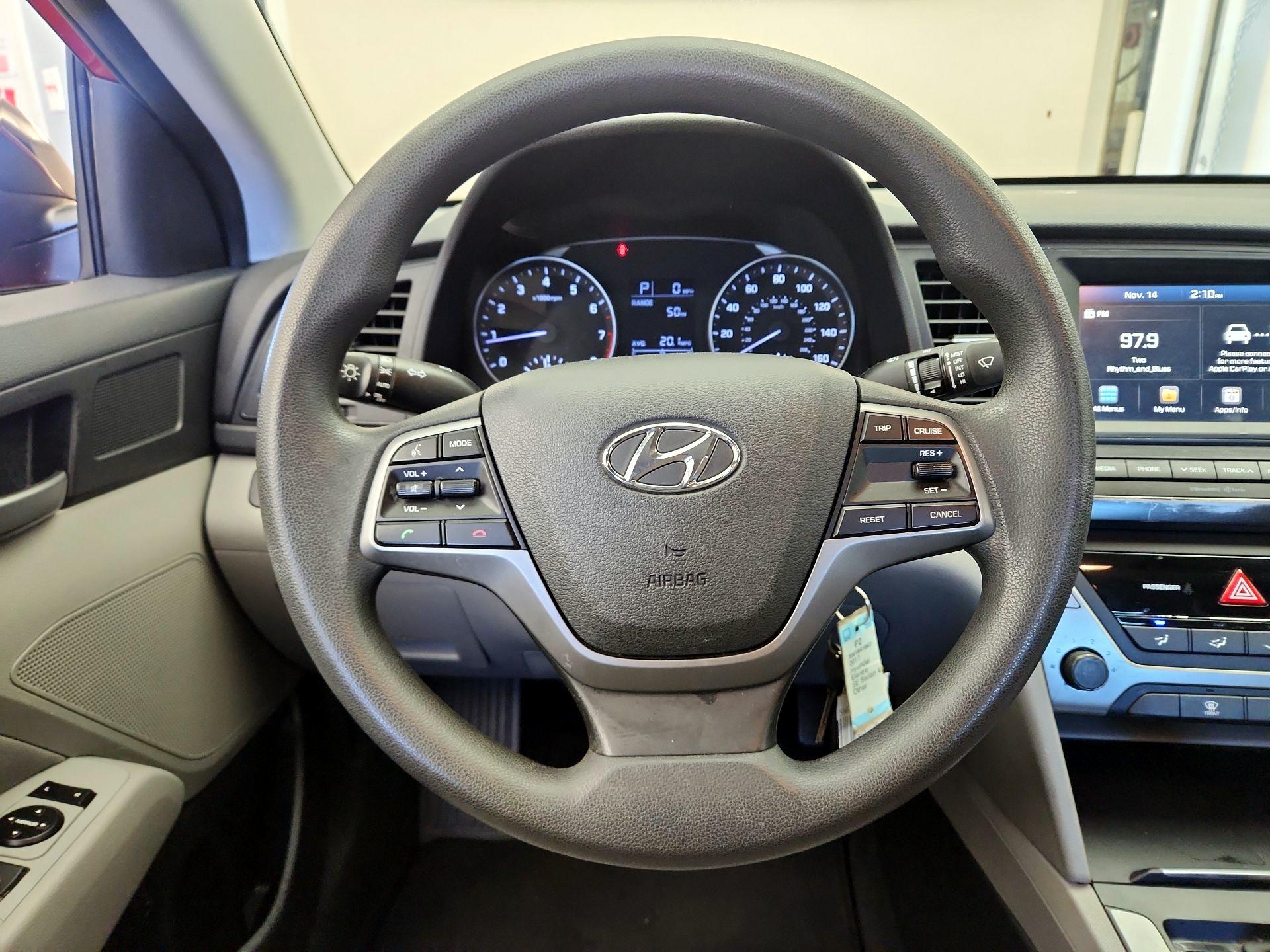 Thumbnail: 2017 Hyundai Elantra - 10