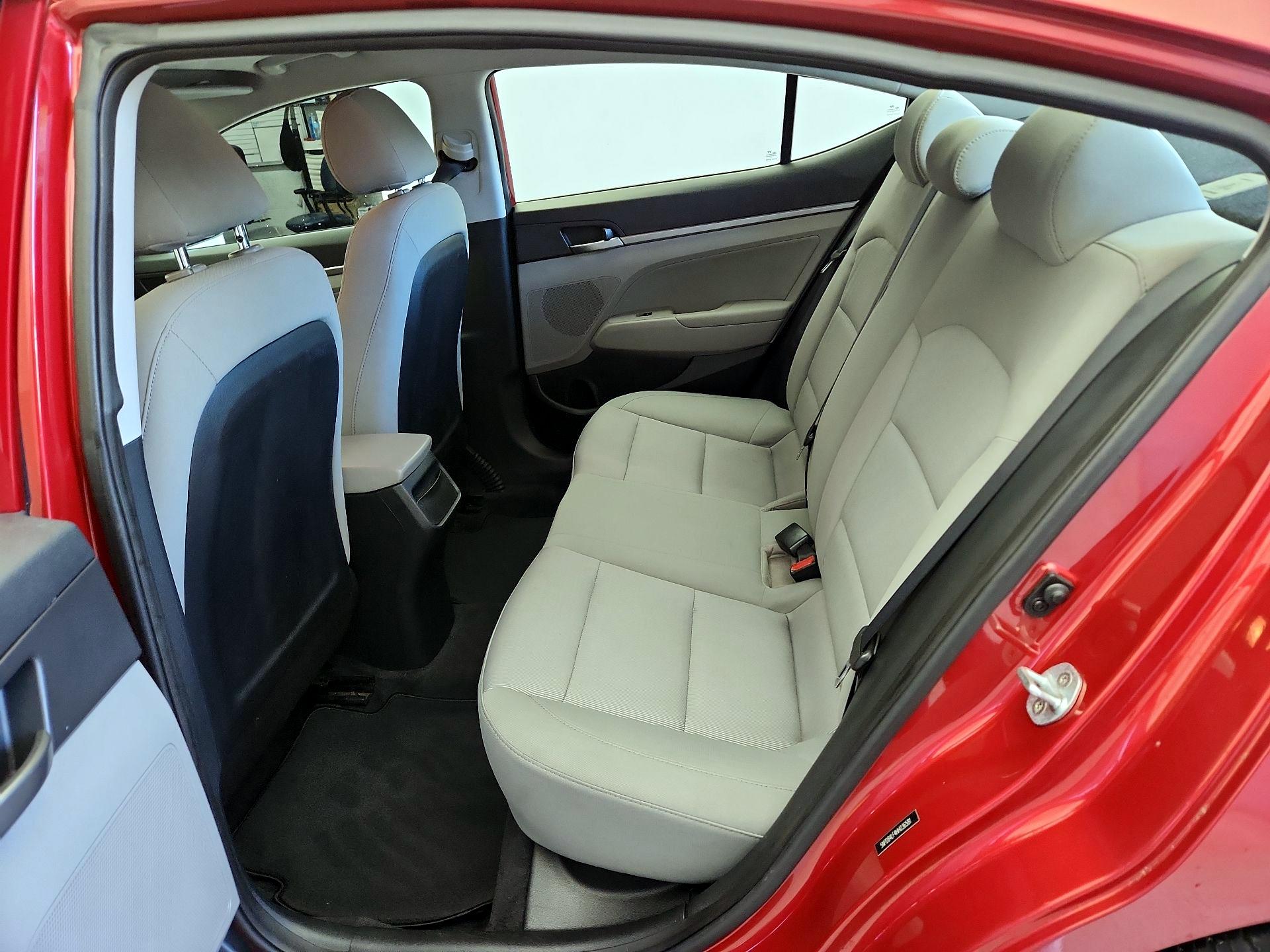 Thumbnail: 2017 Hyundai Elantra - 19