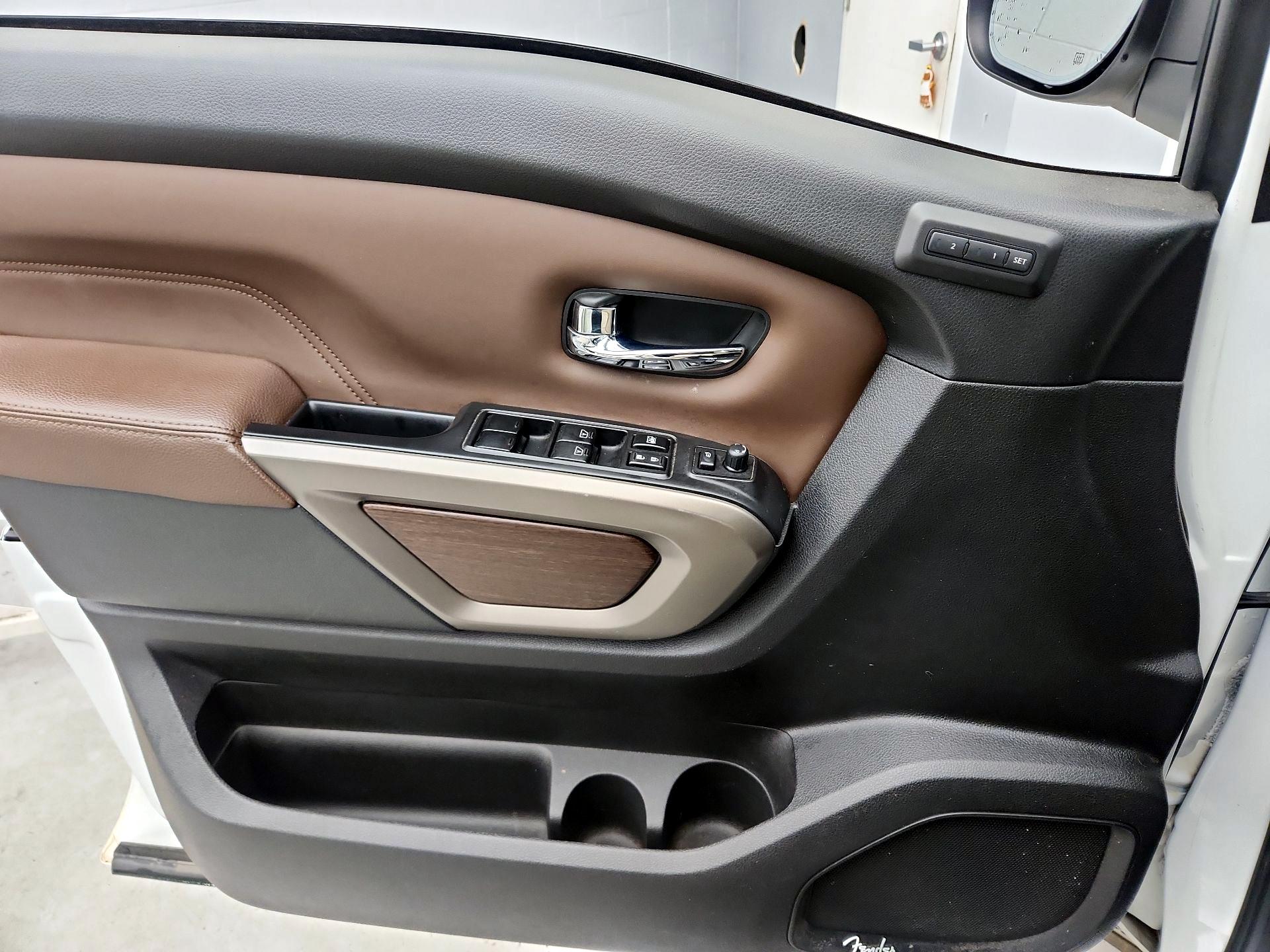 Thumbnail: 2021 Nissan Titan - 12