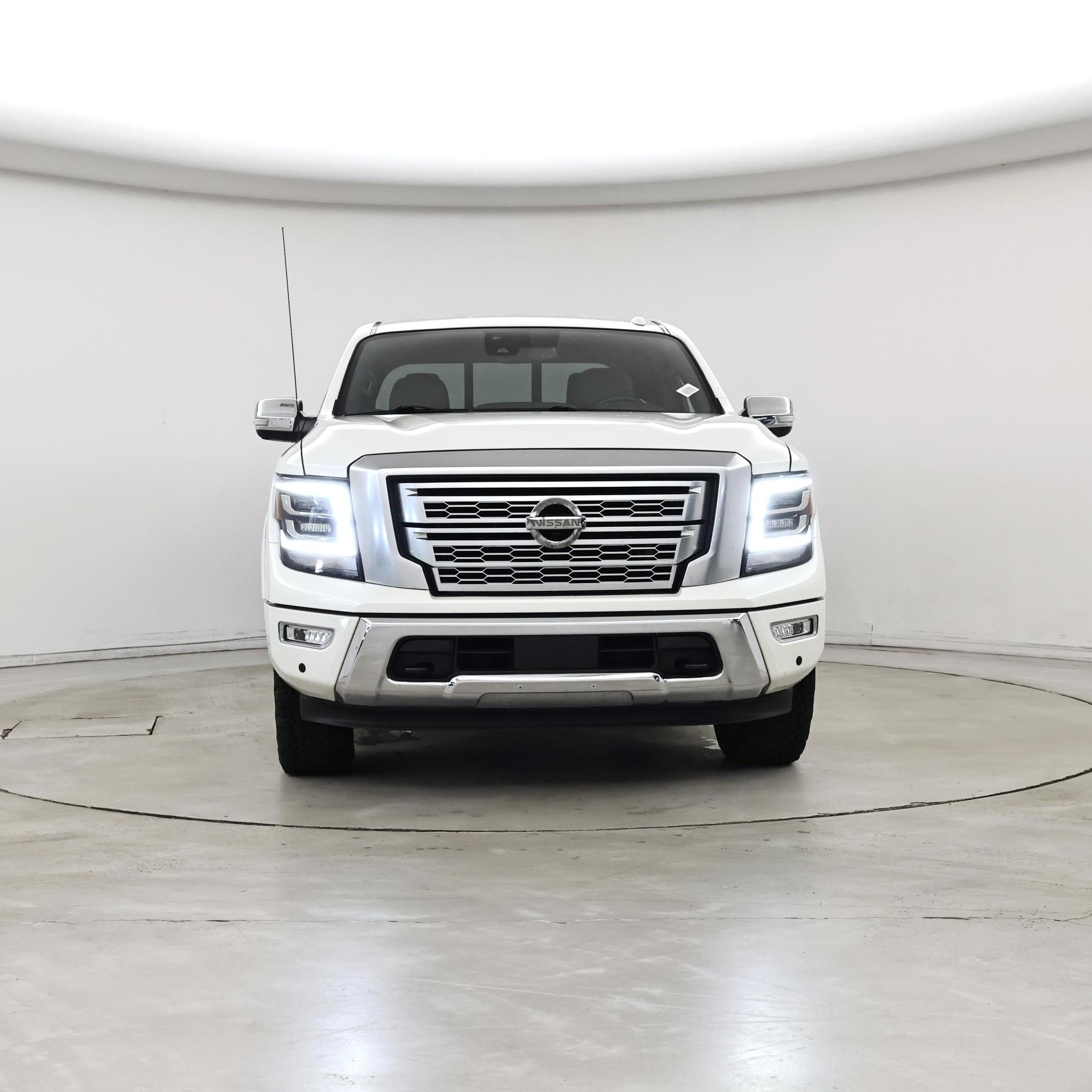 Thumbnail: 2021 Nissan Titan - 5