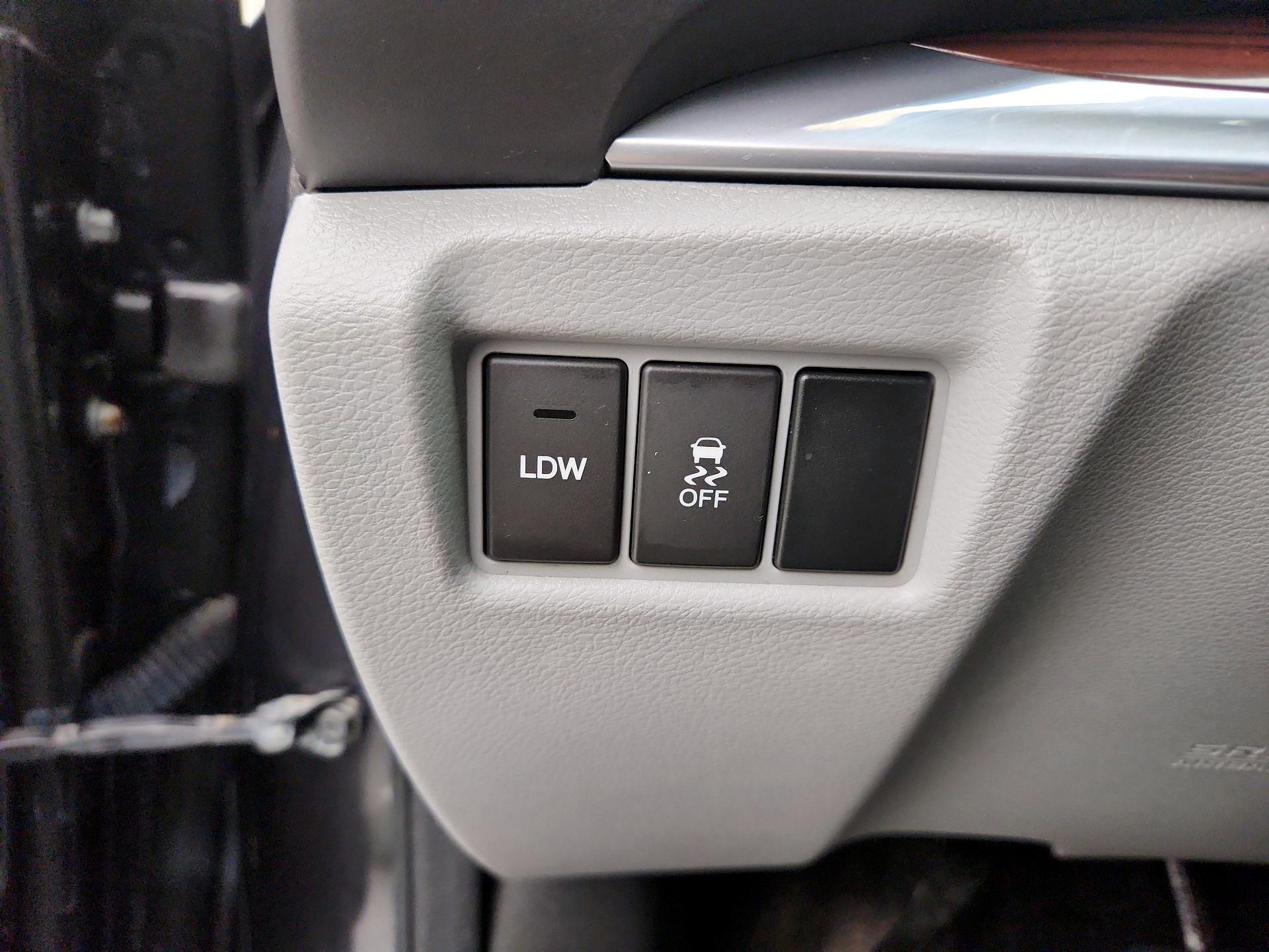 Thumbnail: 2014 Acura MDX - 13