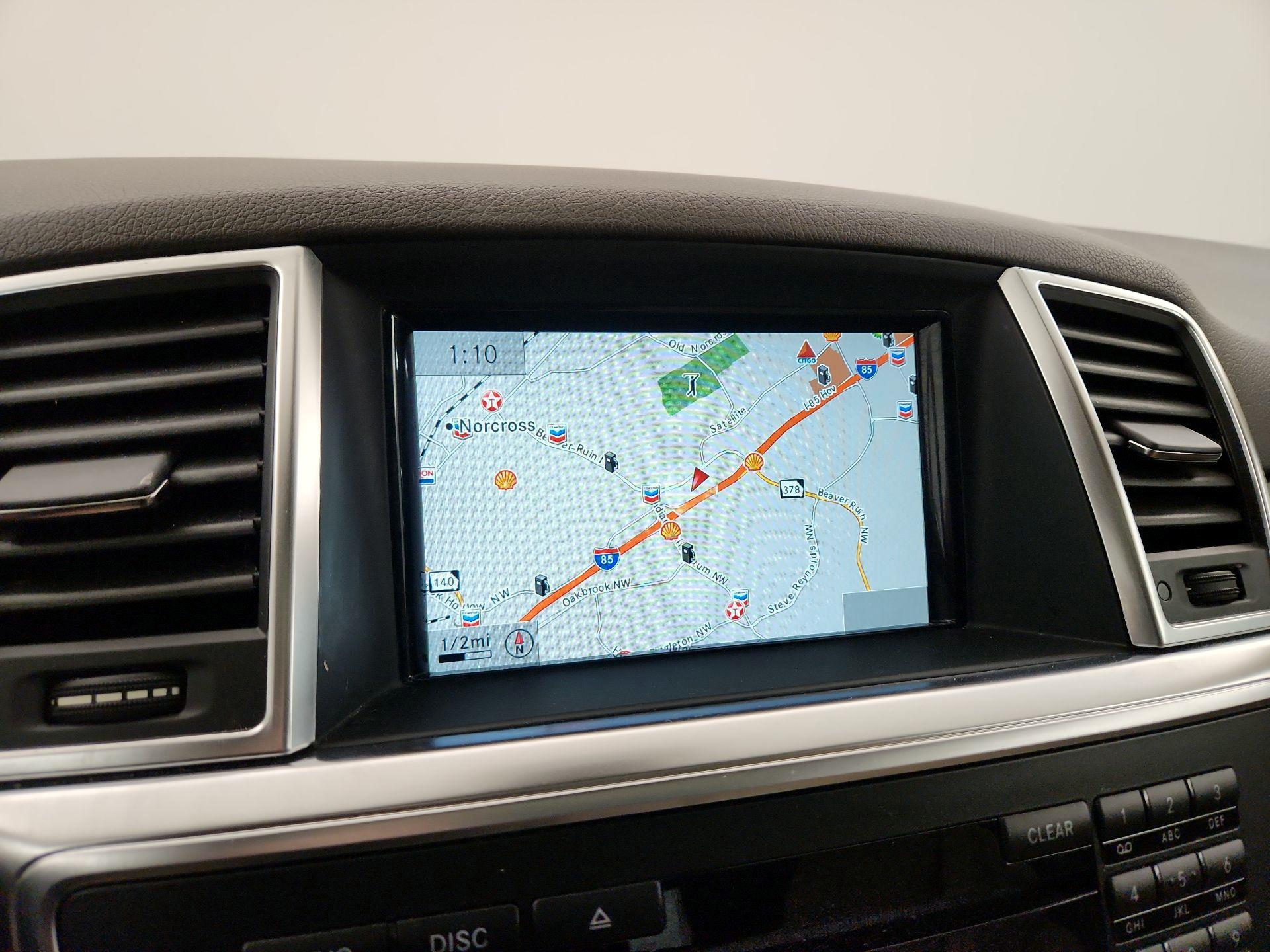 Thumbnail: 2015 Mercedes-Benz M-Class - 14