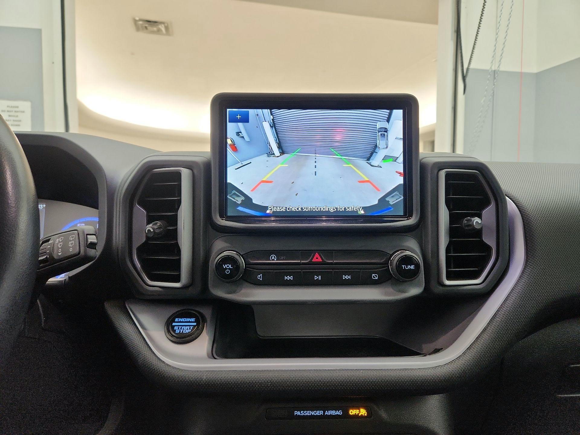 Thumbnail: 2023 Ford Bronco Sport - 14