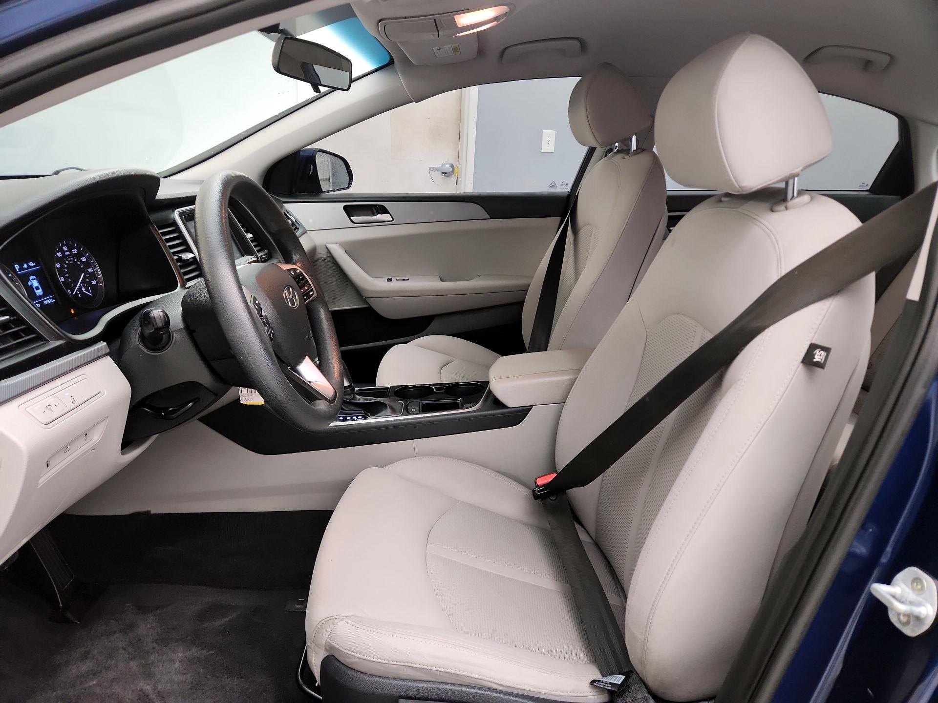 Thumbnail: 2019 Hyundai Sonata - 11