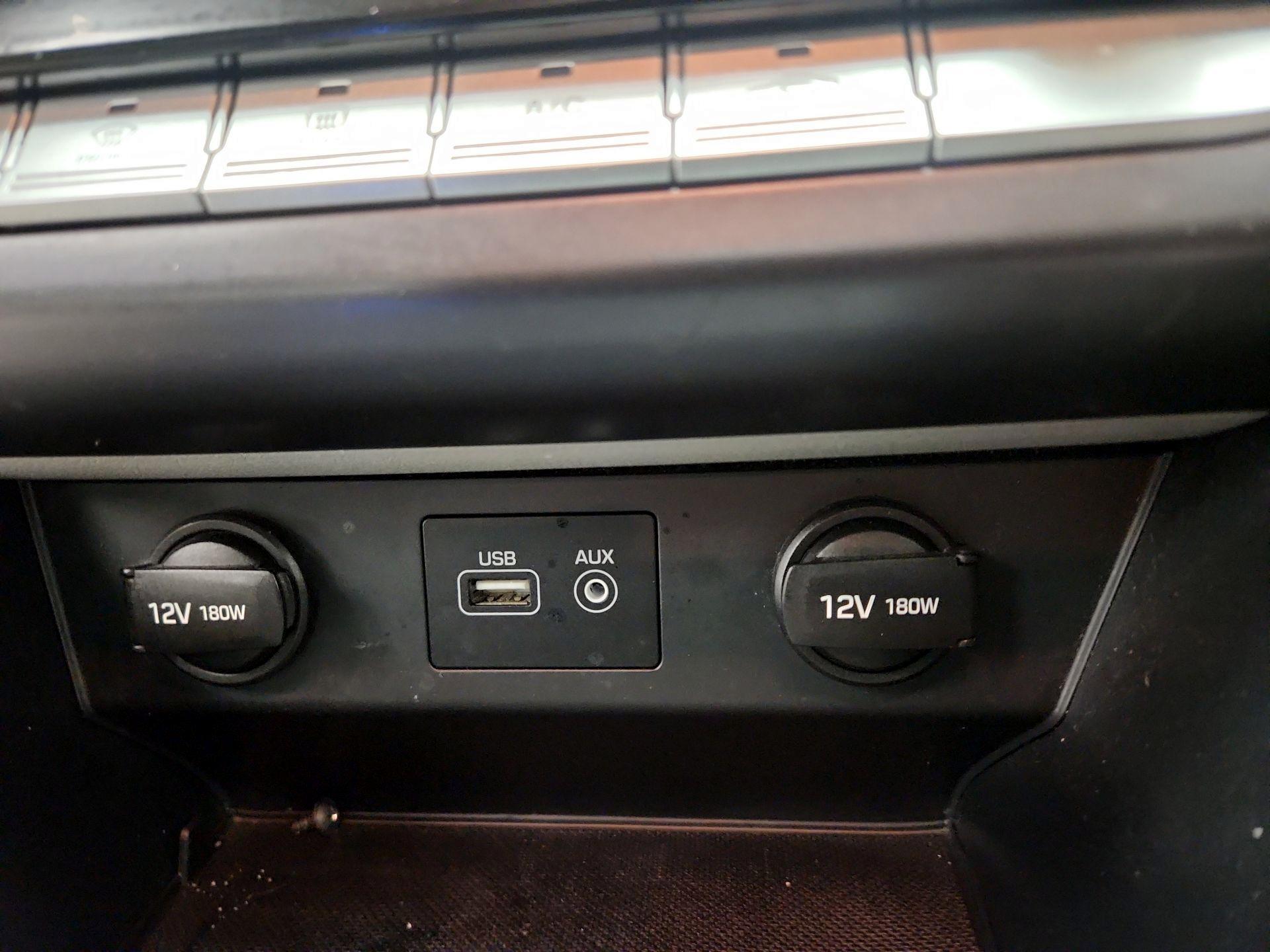 Thumbnail: 2019 Hyundai Sonata - 18