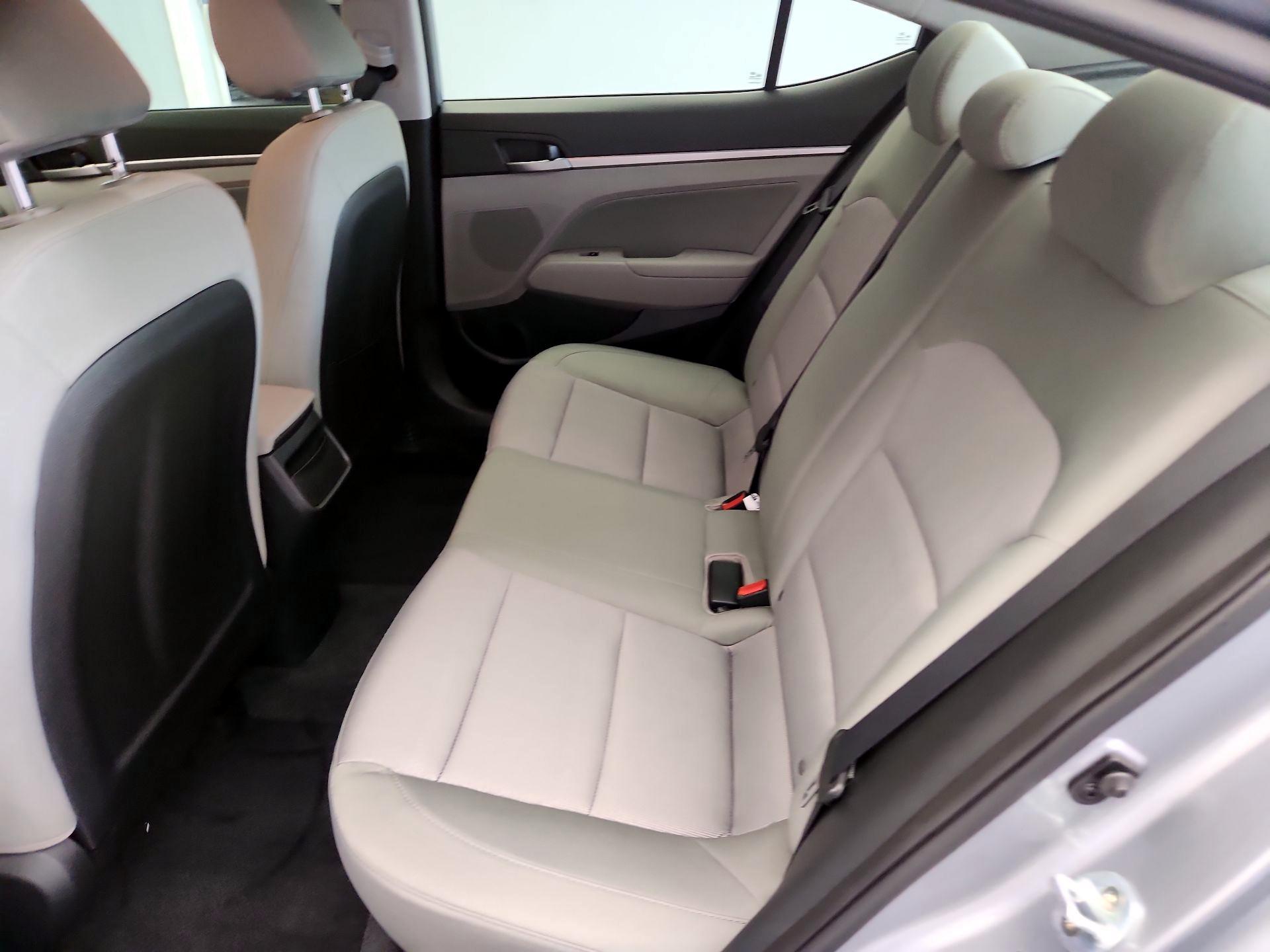 Thumbnail: 2017 Hyundai Elantra - 19