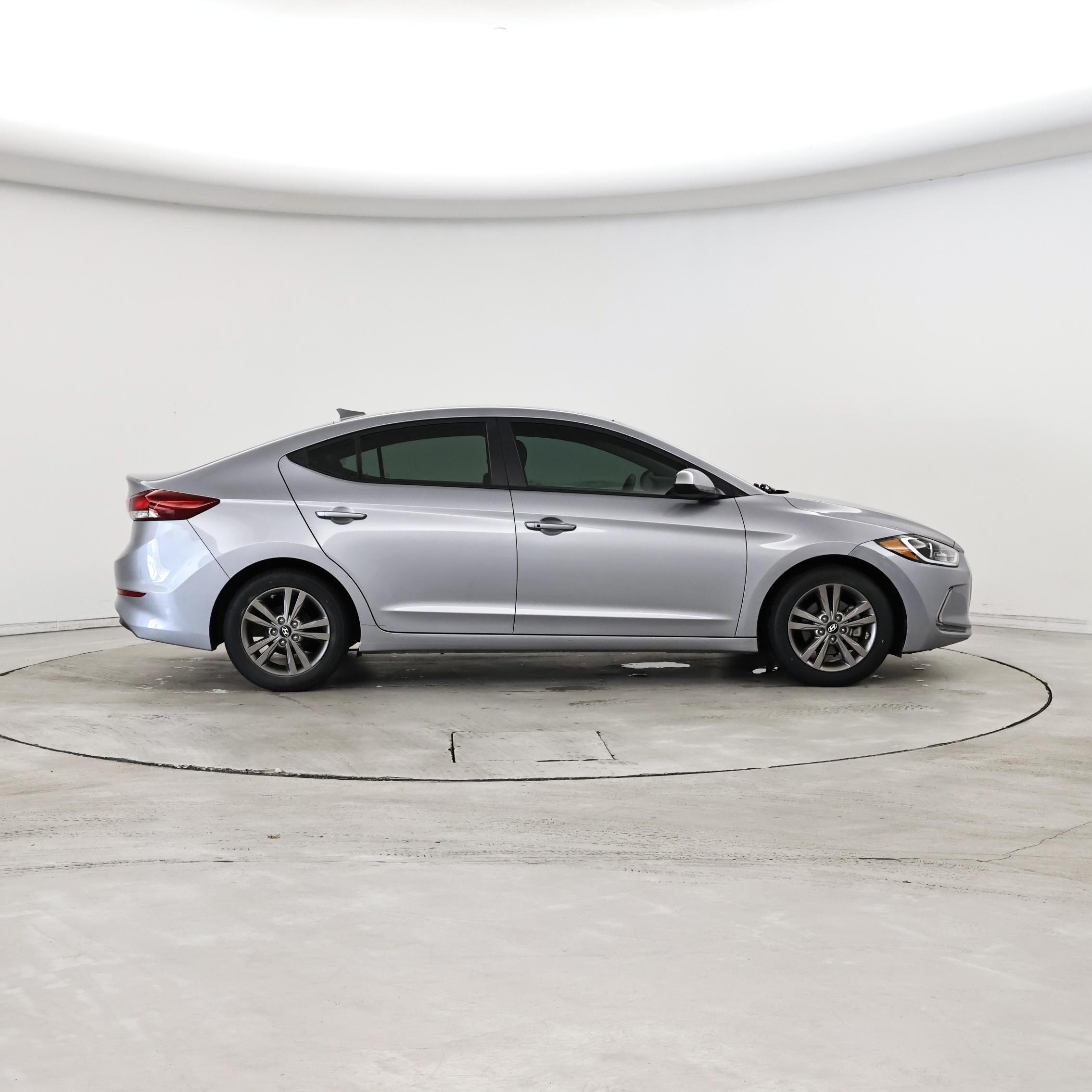 Thumbnail: 2017 Hyundai Elantra - 7