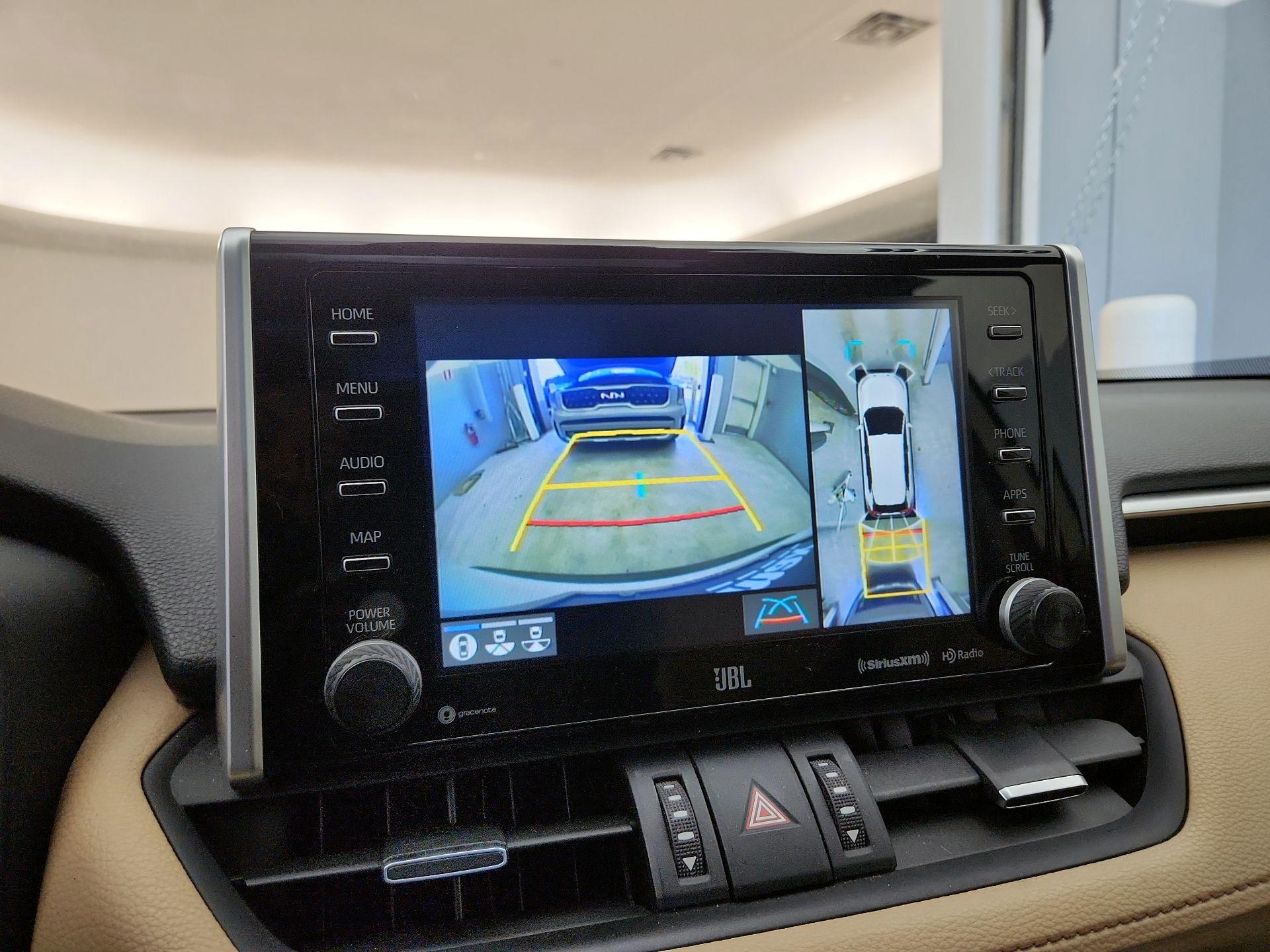 Thumbnail: 2019 Toyota RAV4 - 15