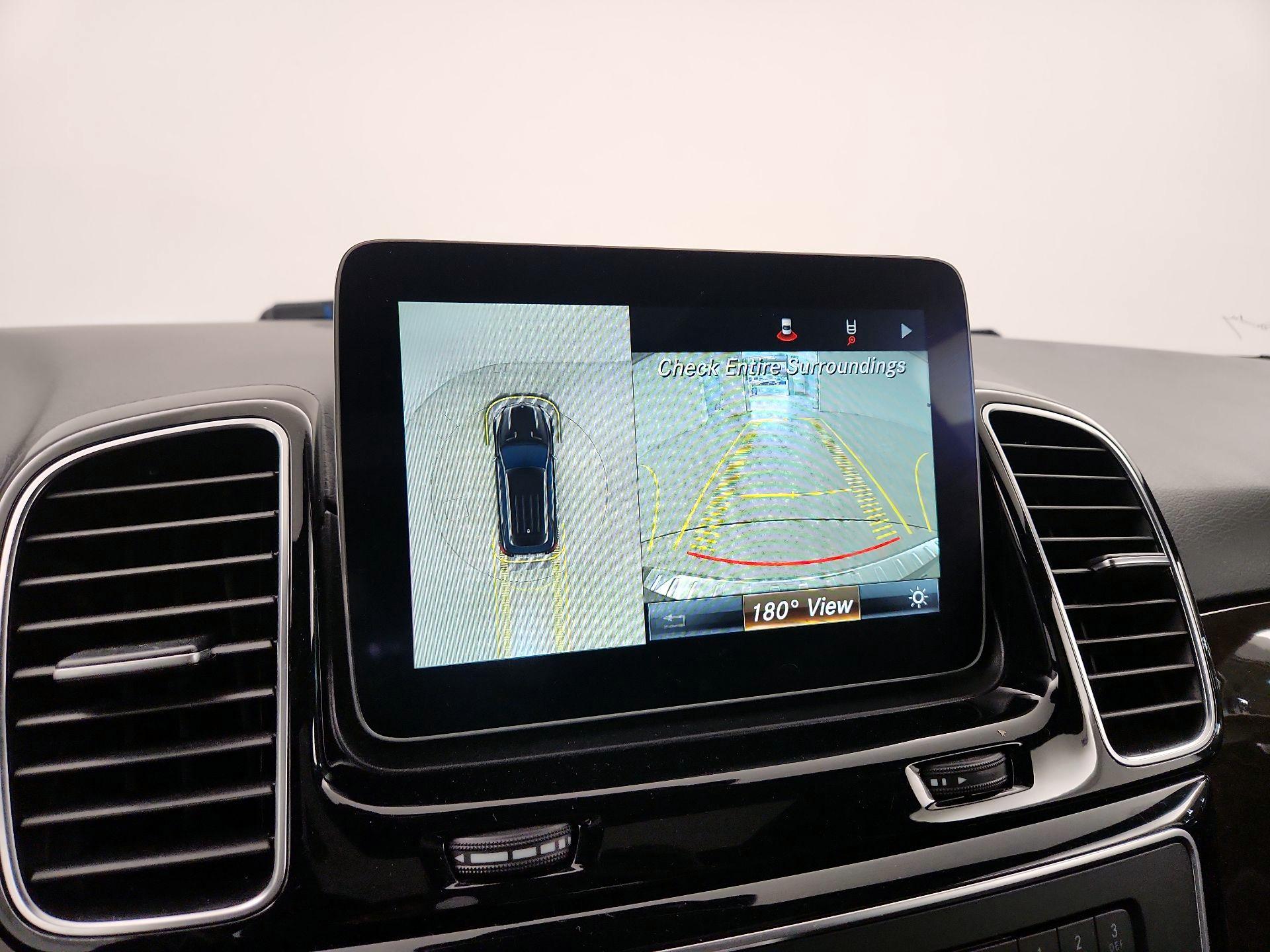 Thumbnail: 2017 Mercedes-Benz GLE - 15