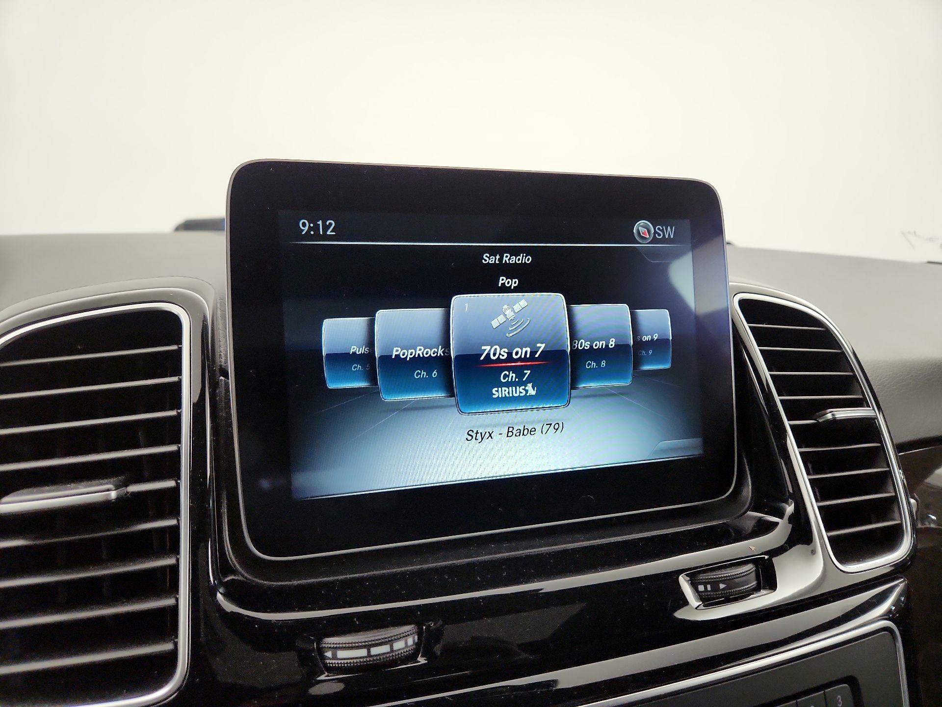 Thumbnail: 2017 Mercedes-Benz GLE - 16