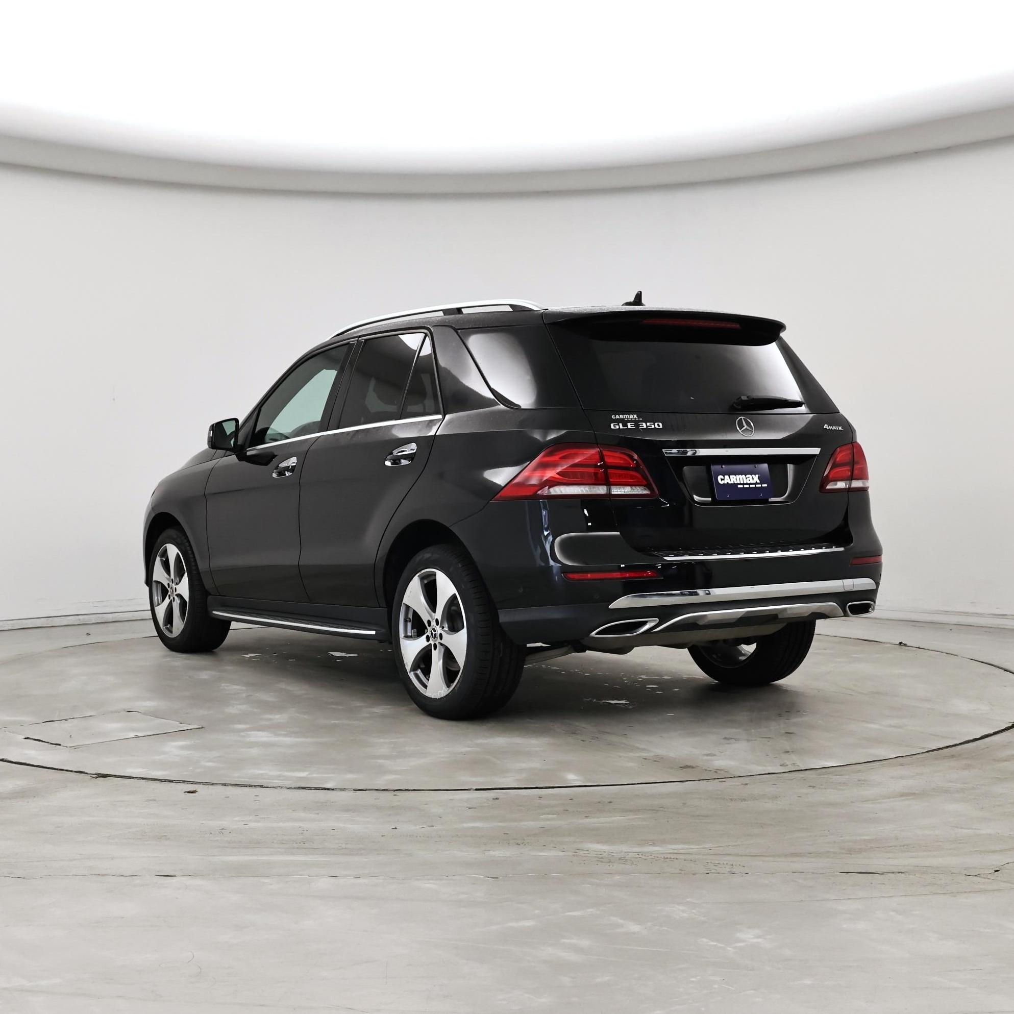 Thumbnail: 2017 Mercedes-Benz GLE - 2