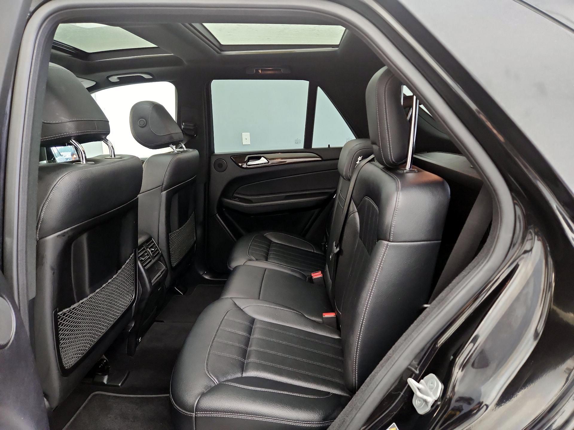 Thumbnail: 2017 Mercedes-Benz GLE - 20