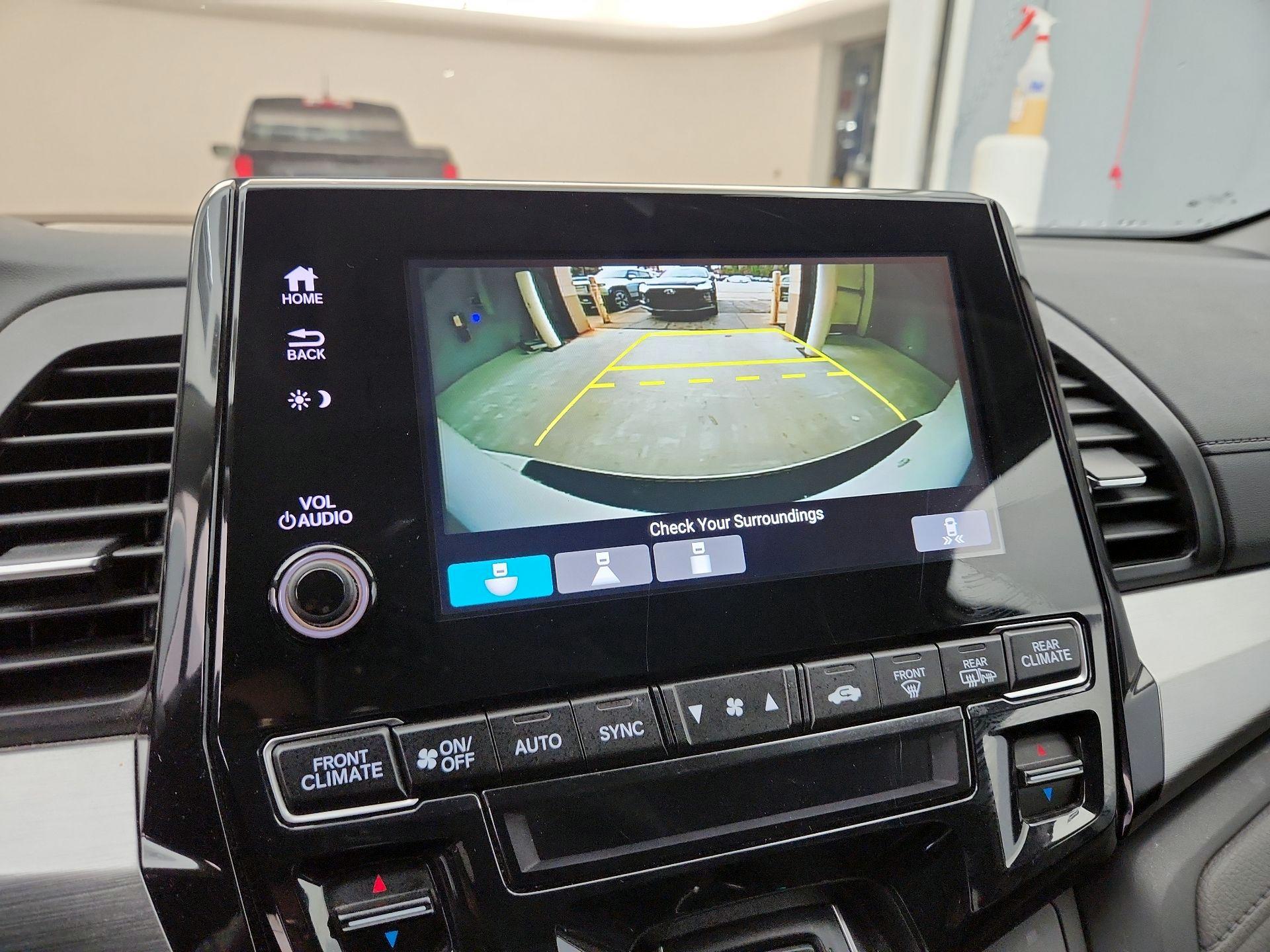 Thumbnail: 2019 Honda Odyssey - 14