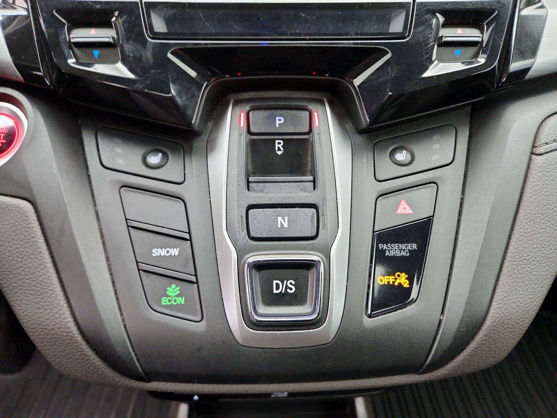 Thumbnail: 2019 Honda Odyssey - 17