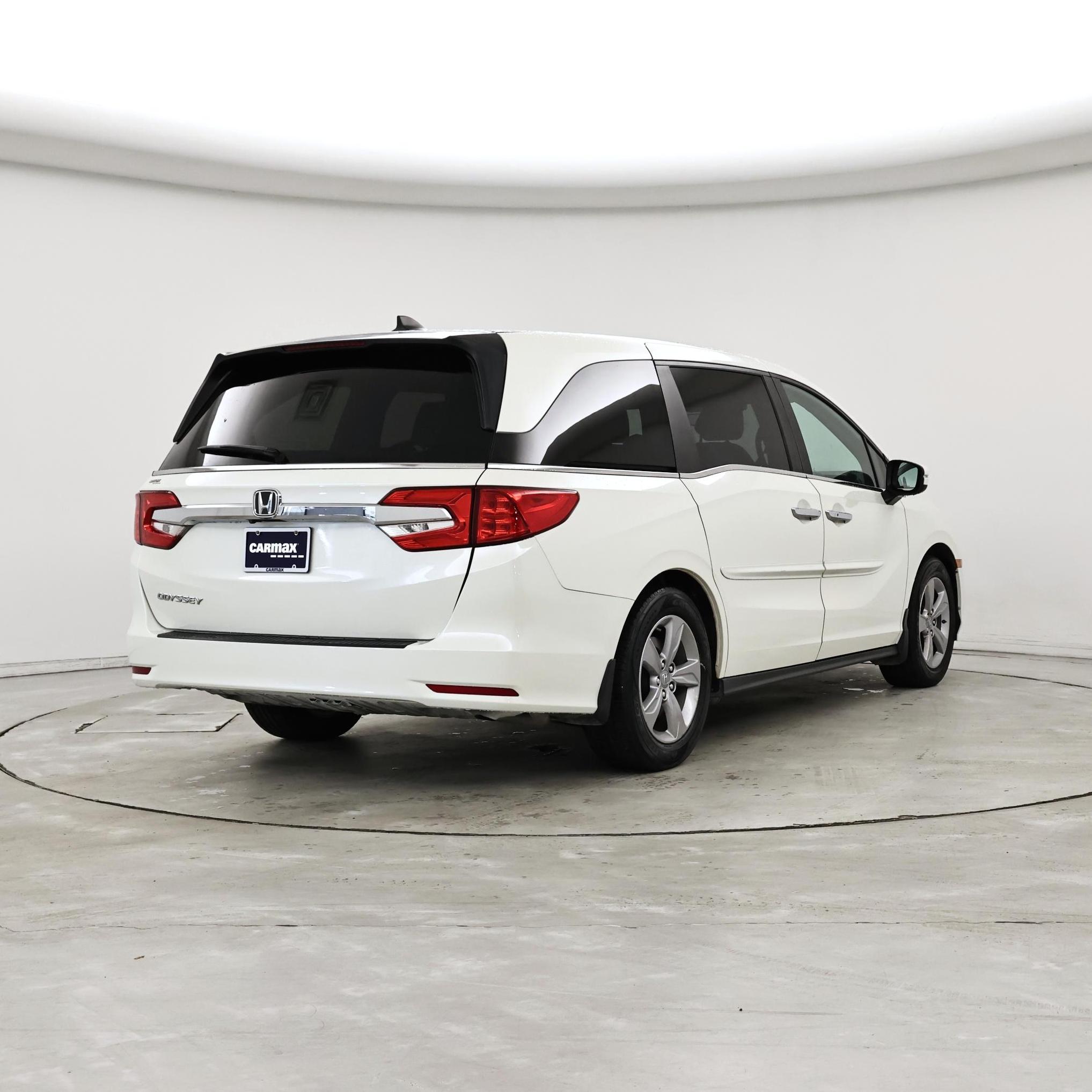 Thumbnail: 2019 Honda Odyssey - 8