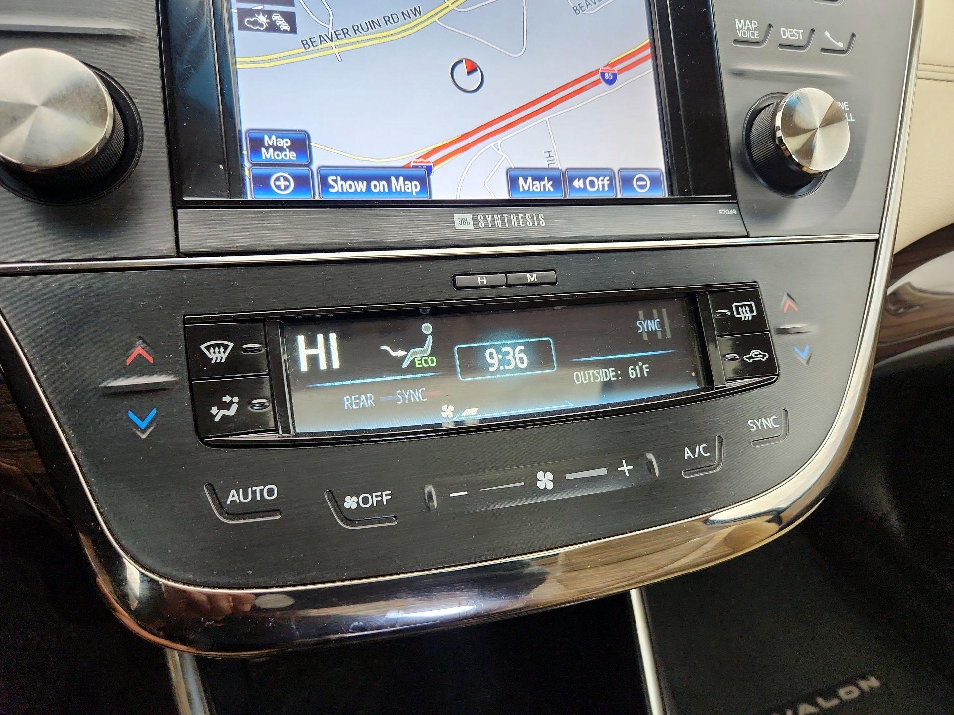 Thumbnail: 2014 Toyota Avalon - 17