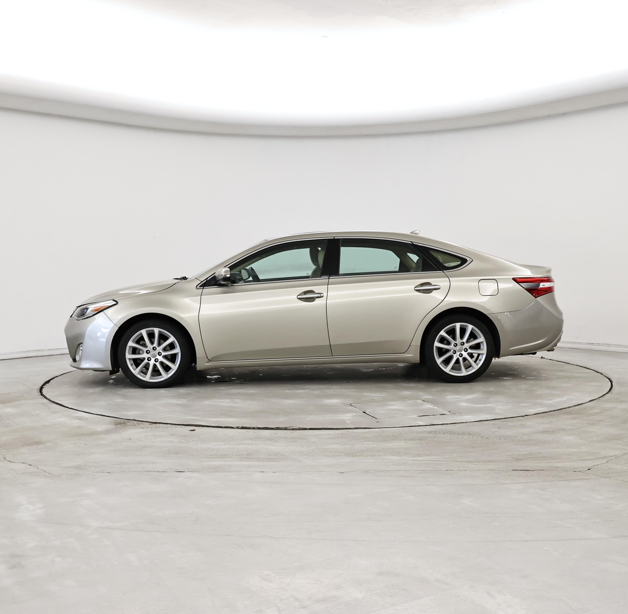 Thumbnail: 2014 Toyota Avalon - 3