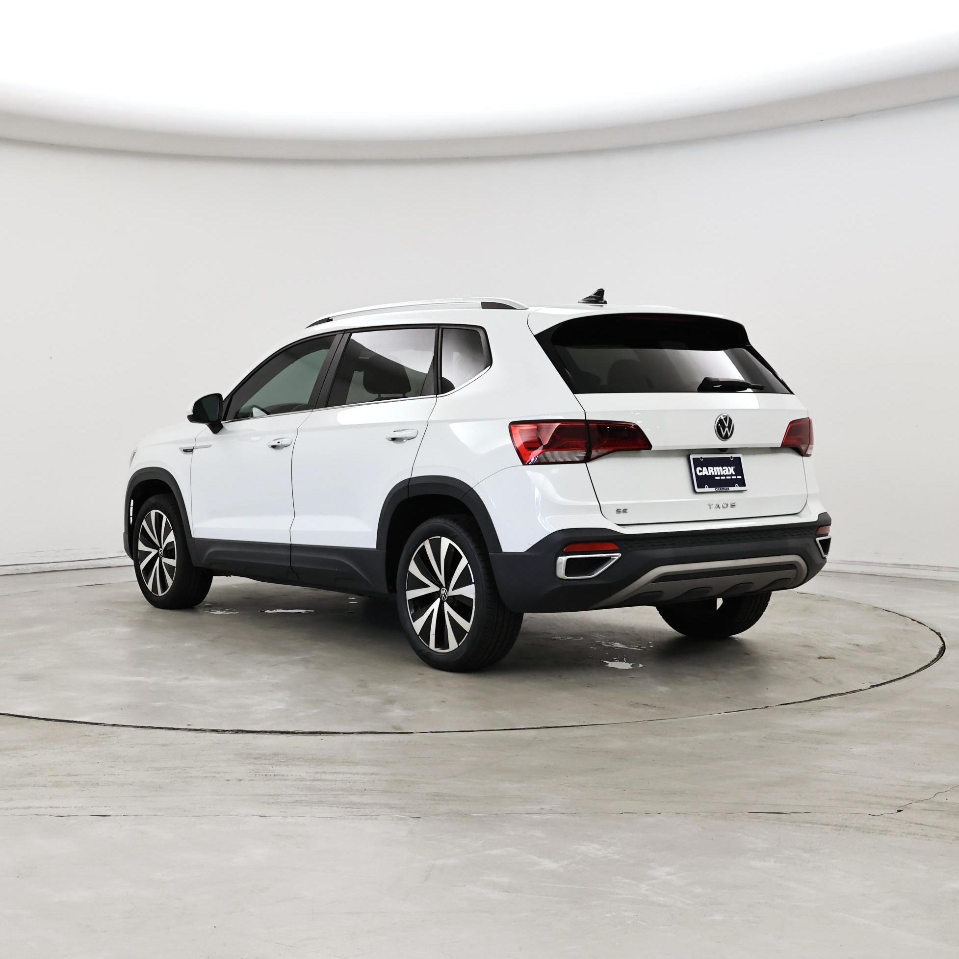 Thumbnail: 2022 Volkswagen Taos - 2