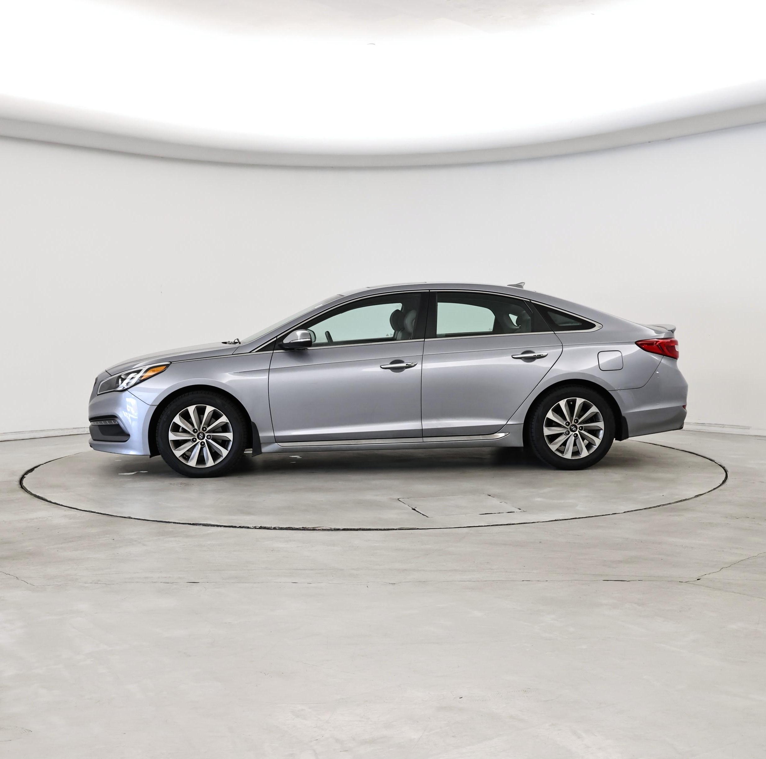 Thumbnail: 2017 Hyundai Sonata - 3