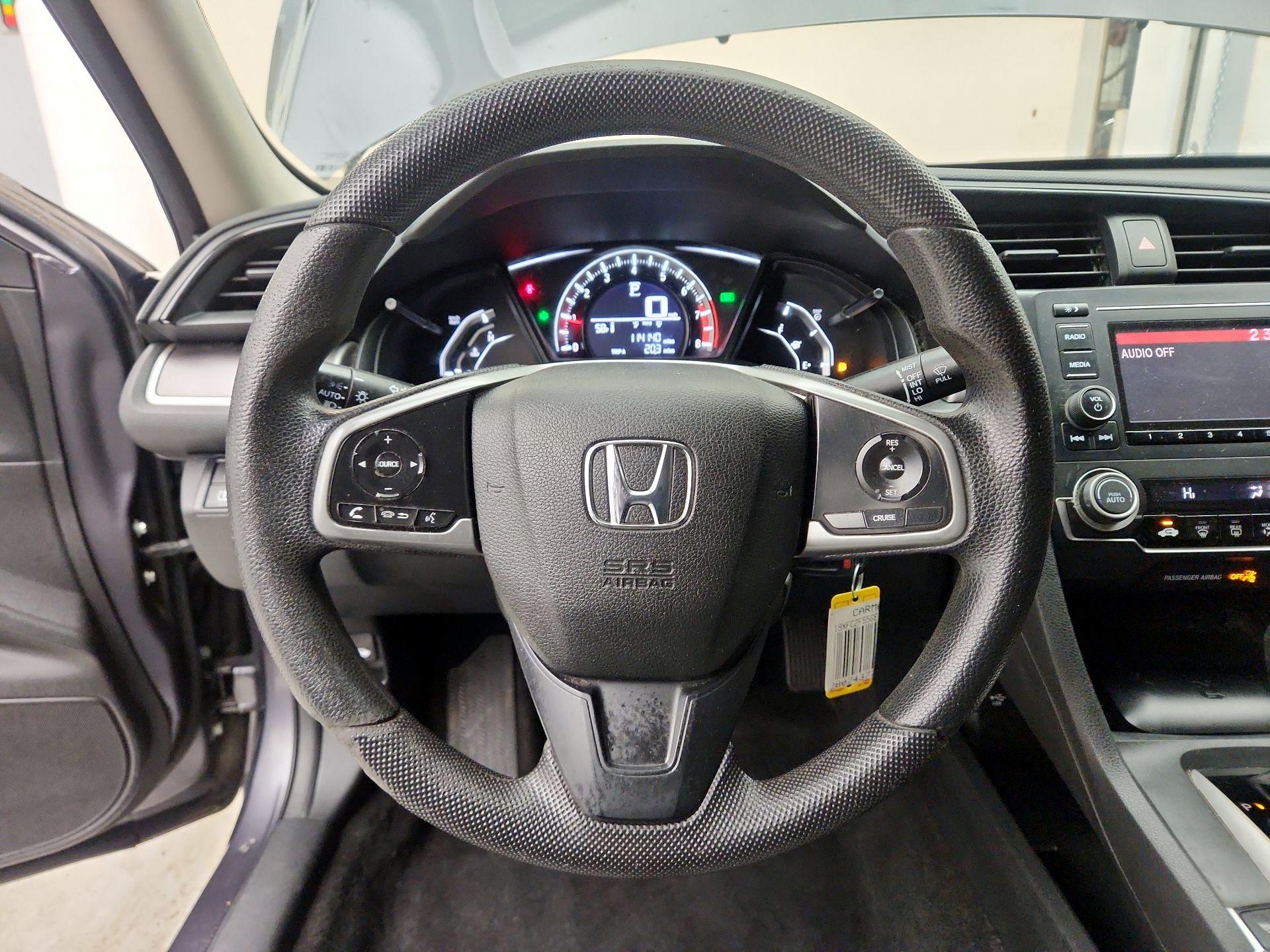 Thumbnail: 2016 Honda Civic - 10