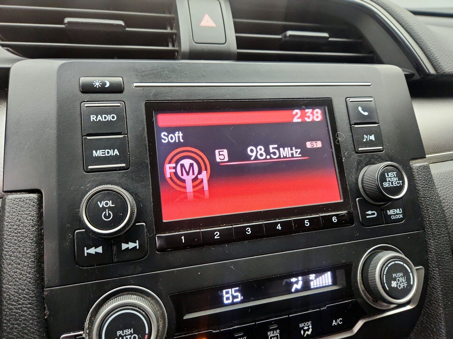 Thumbnail: 2016 Honda Civic - 15