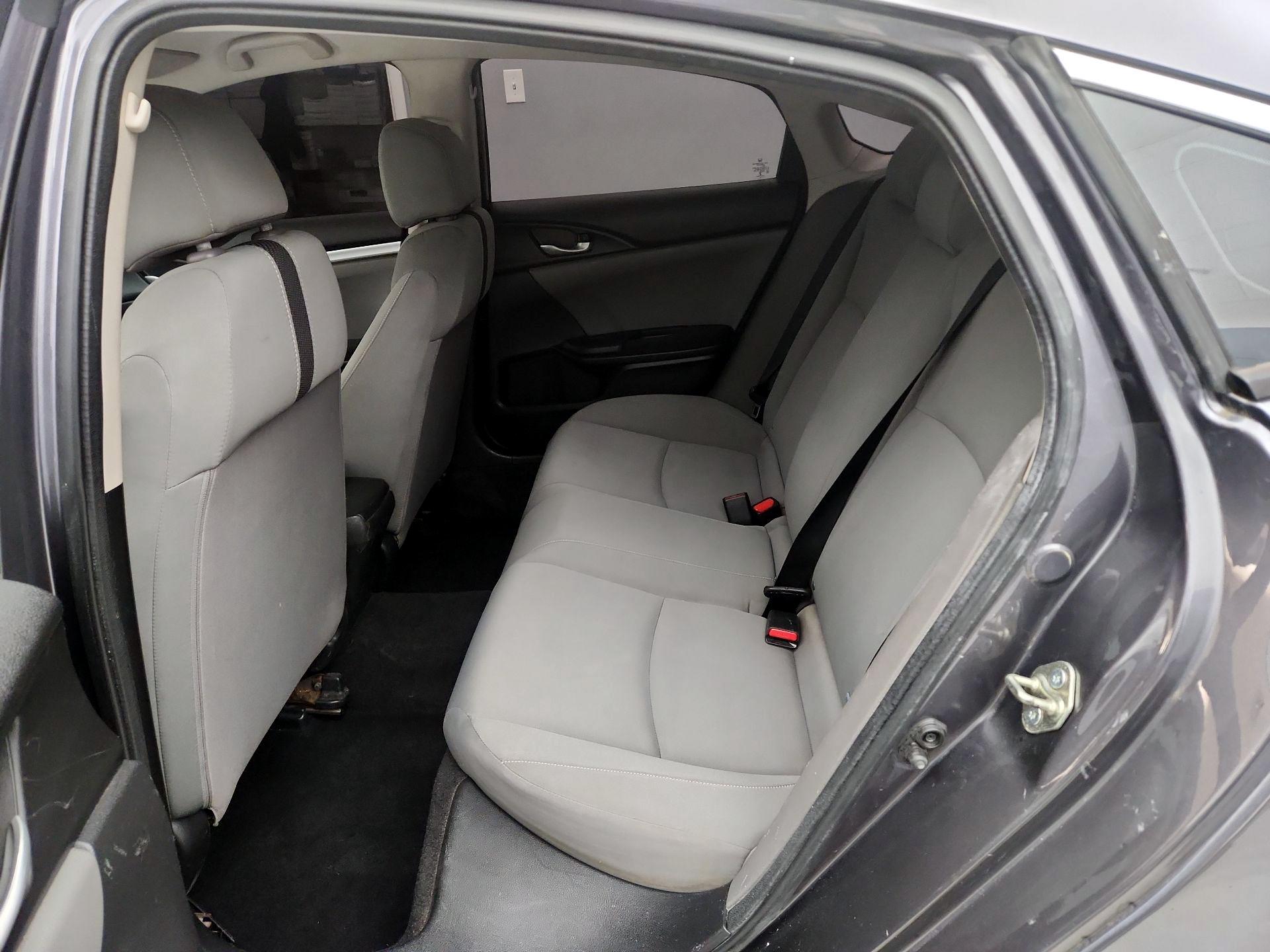 Thumbnail: 2016 Honda Civic - 19