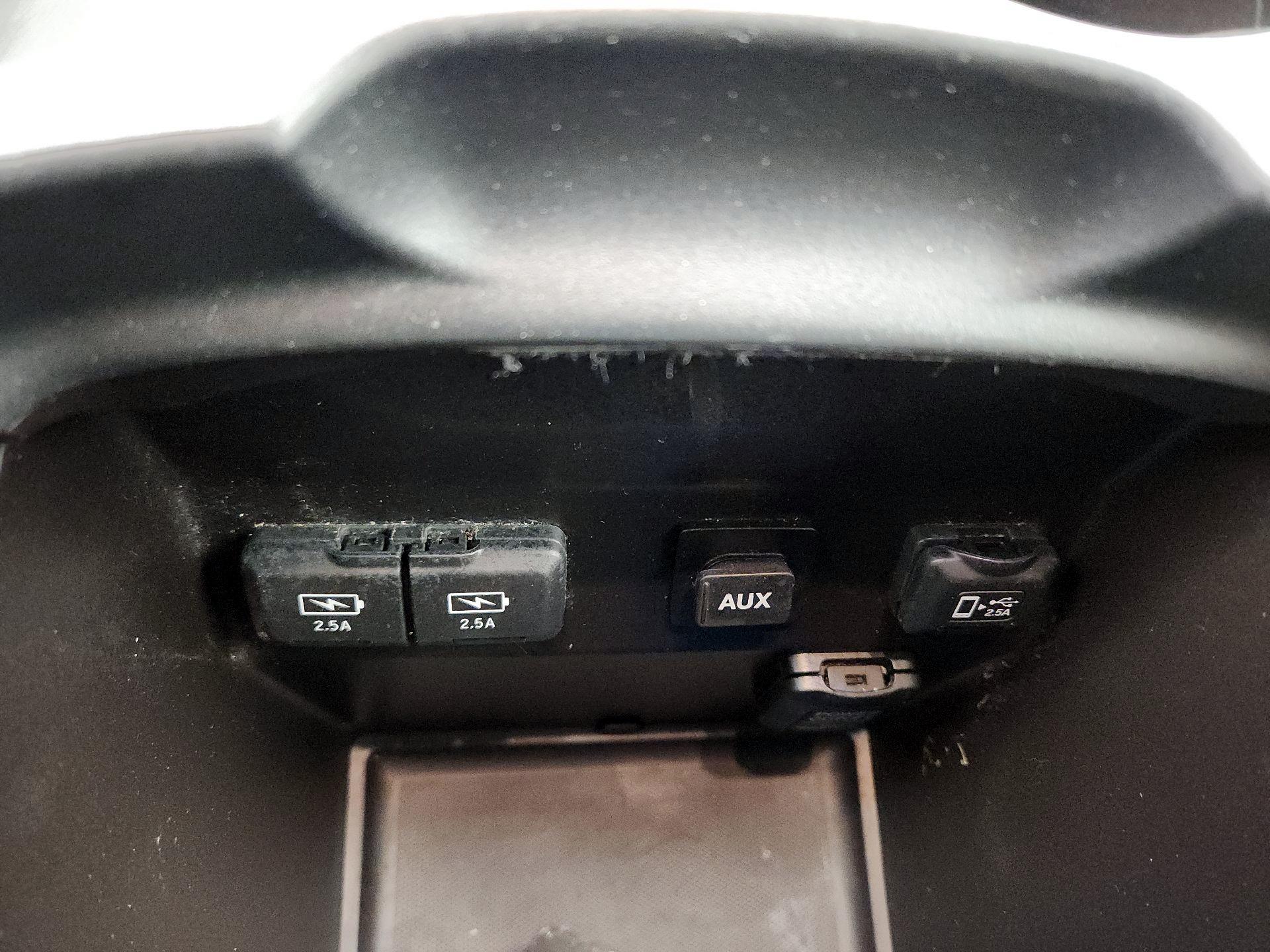 Thumbnail: 2018 Acura MDX - 18