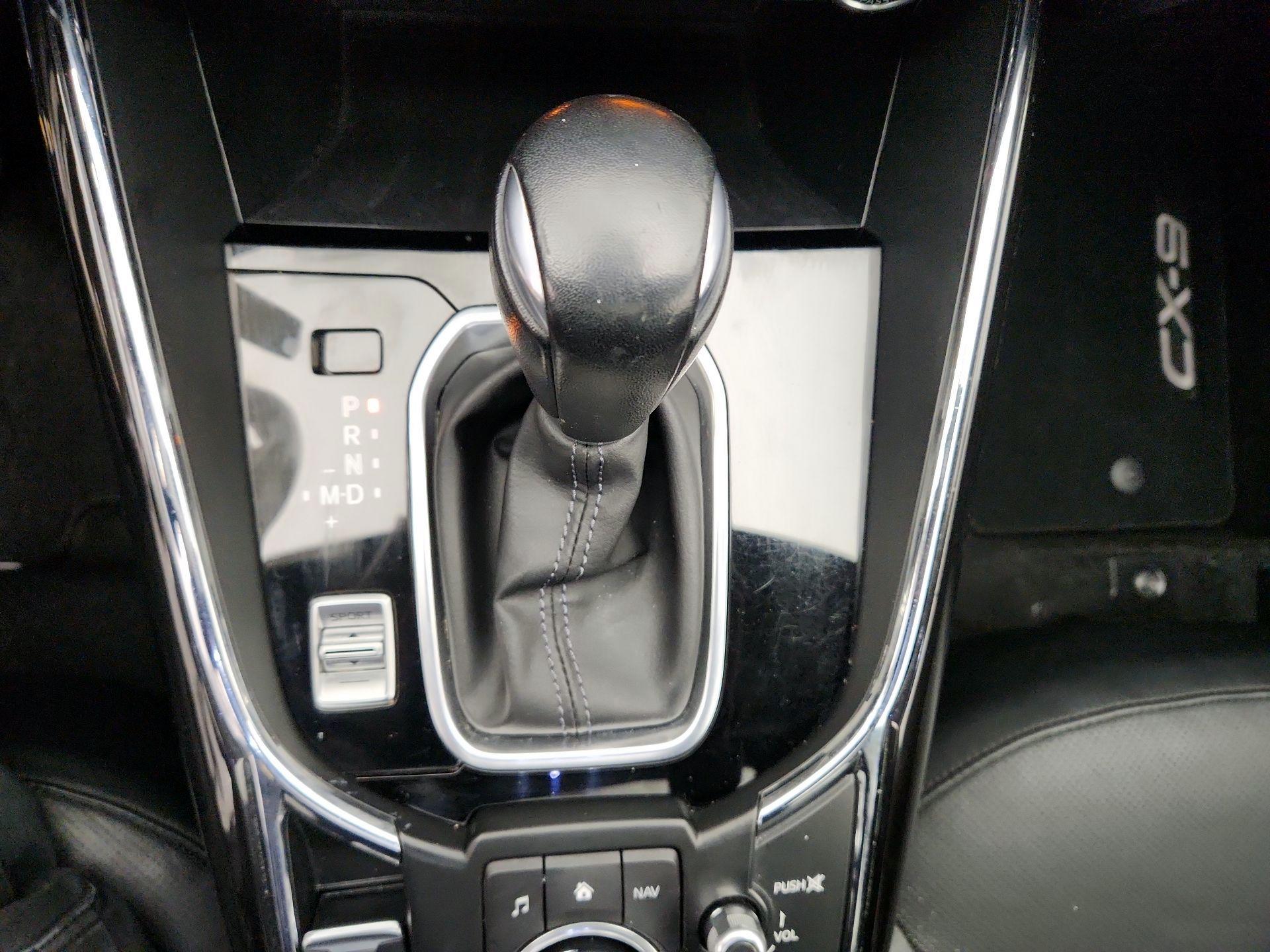 Thumbnail: 2017 Mazda CX-9 - 17