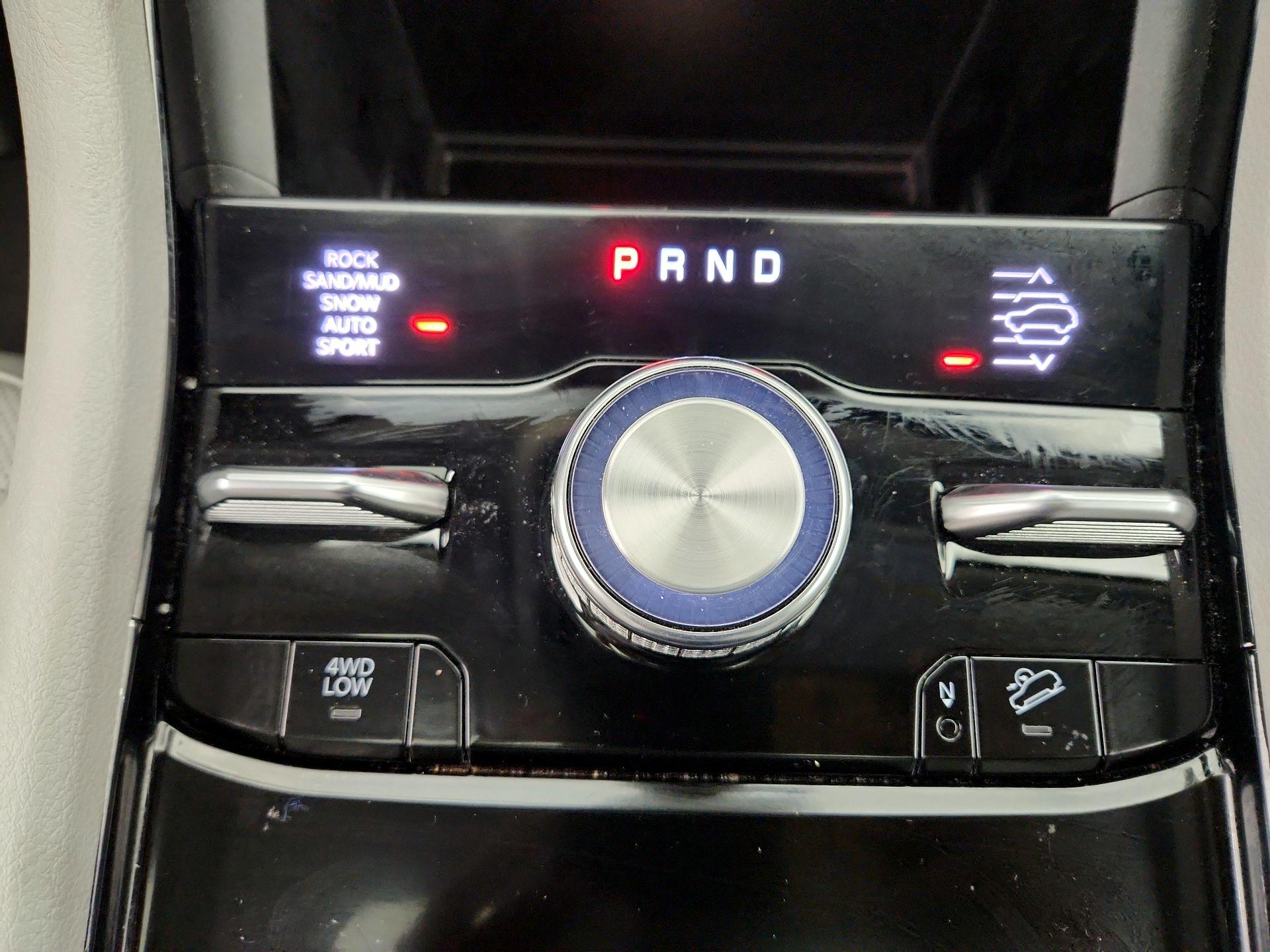 Thumbnail: 2023 Jeep Grand Cherokee - 18