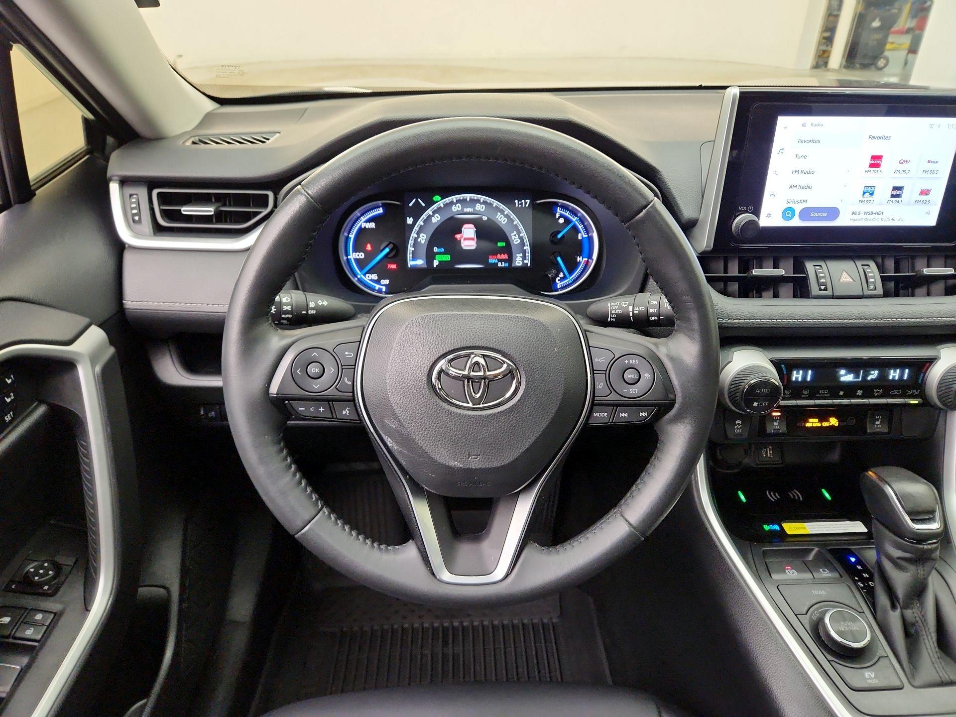 Thumbnail: 2024 Toyota RAV4 - 10