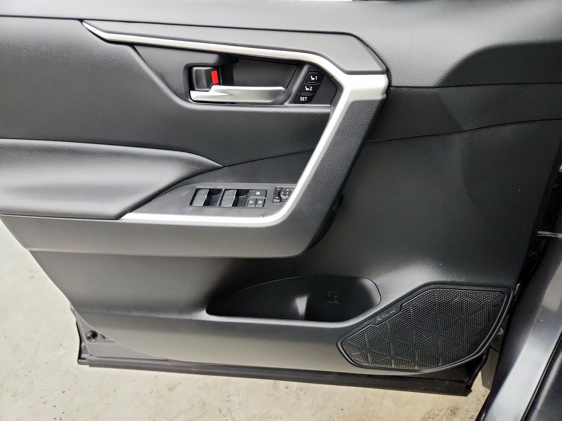 Thumbnail: 2024 Toyota RAV4 - 12