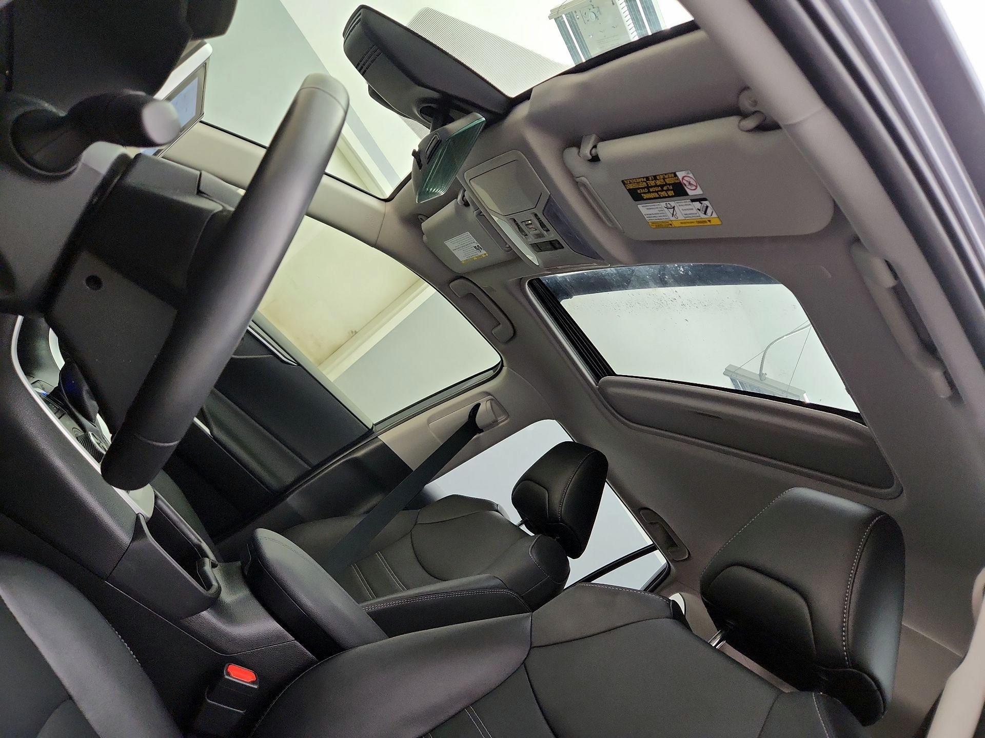 Thumbnail: 2024 Toyota RAV4 - 19